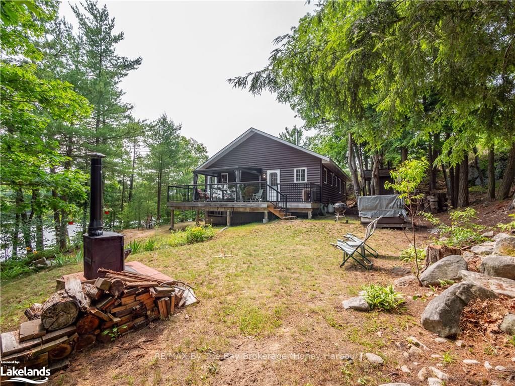 22428 Georgian Bay Shore Property Photo 12