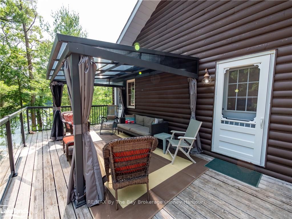 22428 Georgian Bay Shore Property Photo 15
