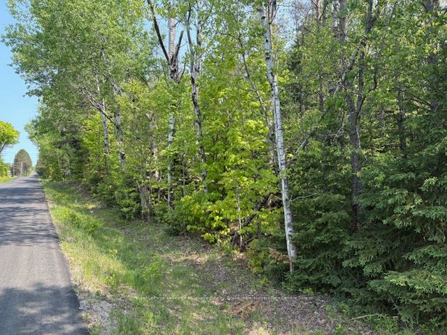 147 So Ho Mish Rd Property Photo 1