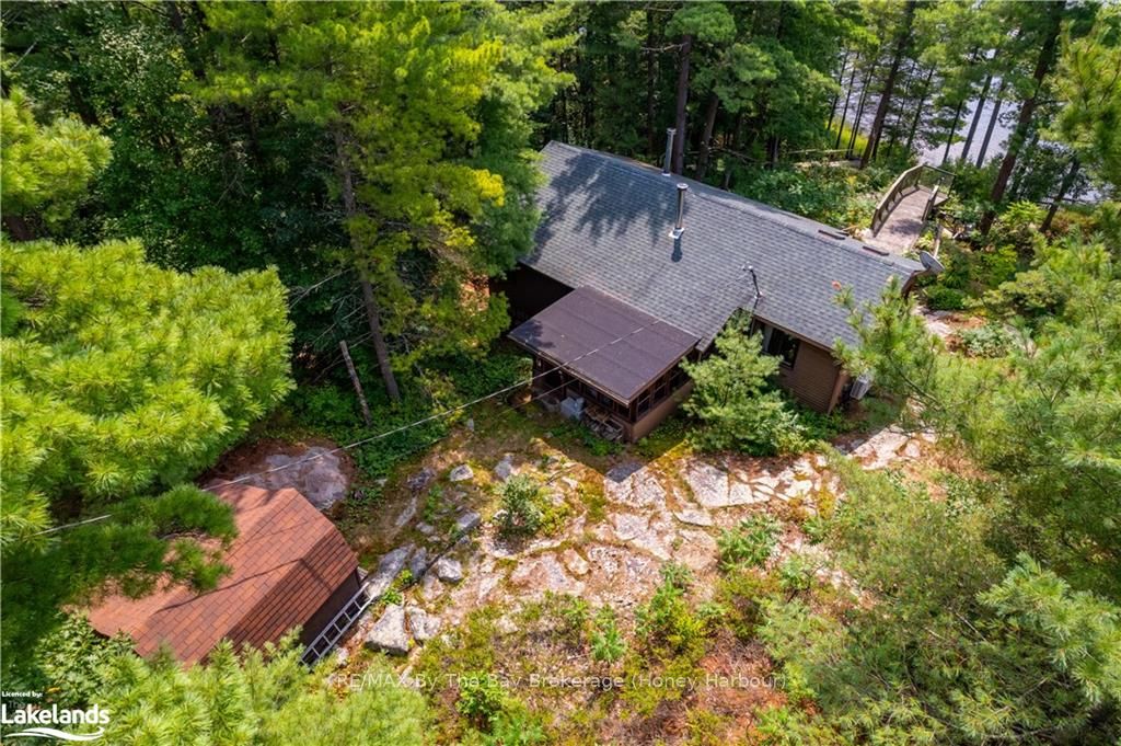15598 Georgian Bay Shore Property Photo 16