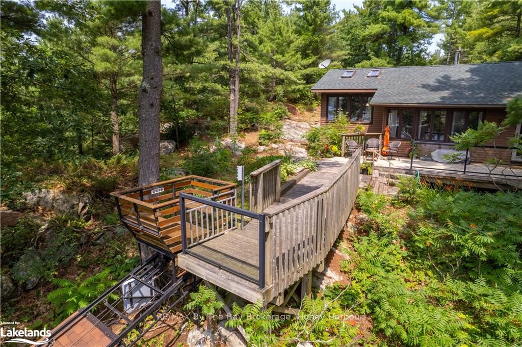 15598 Georgian Bay Shore Property Photo 20