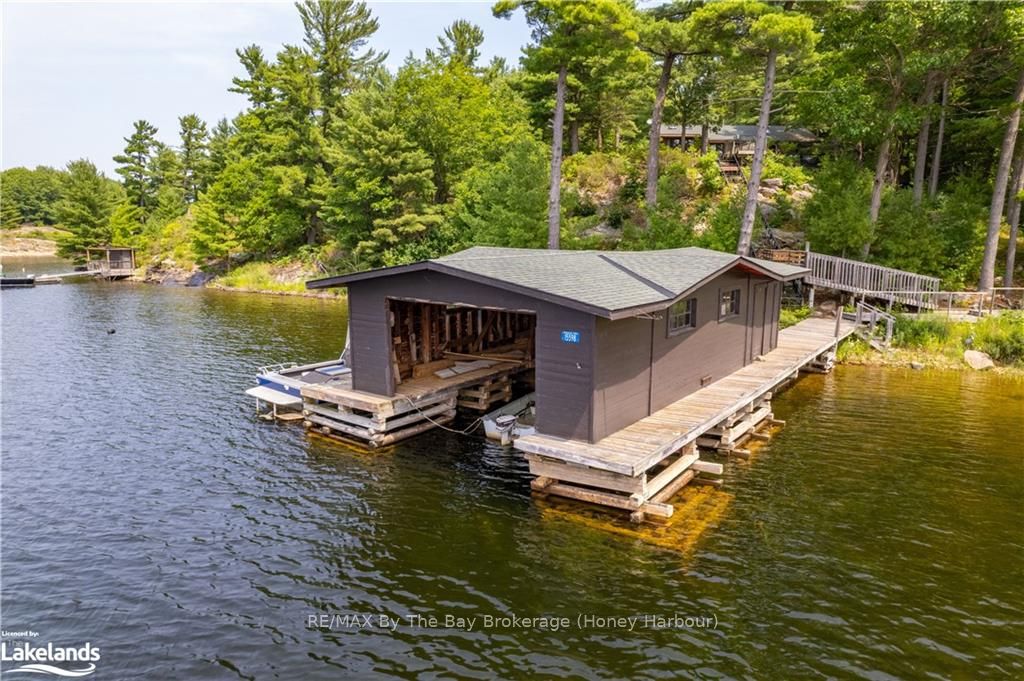 15598 Georgian Bay Shore Property Photo 27