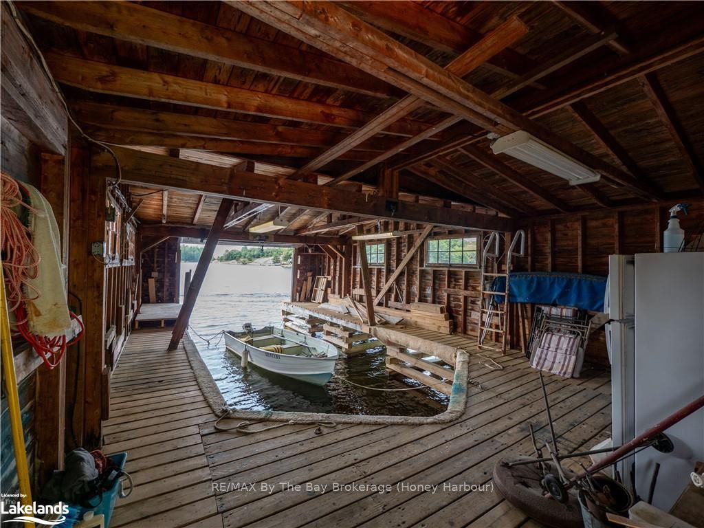15598 Georgian Bay Shore Property Photo 28