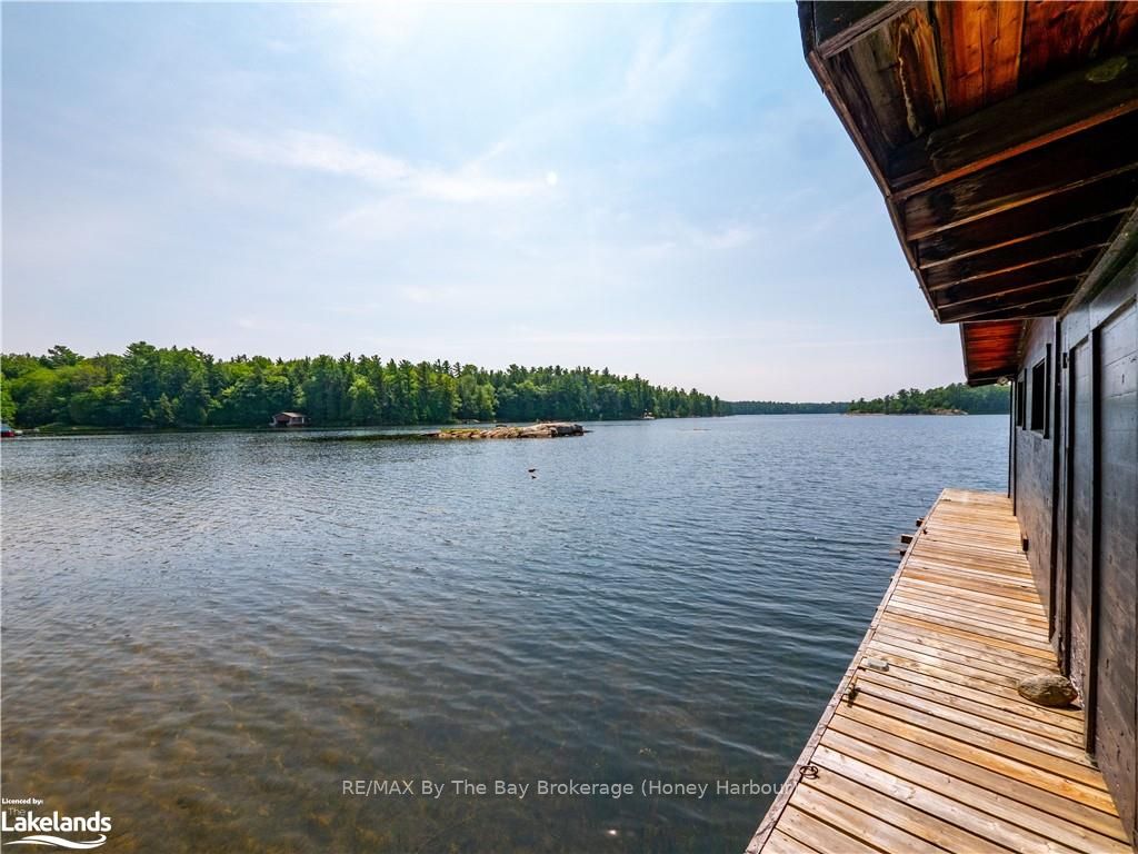 15598 Georgian Bay Shore Property Photo 29