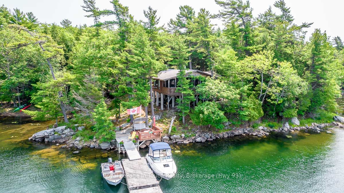 B207-7 Wahsoune Island Property Photo 1