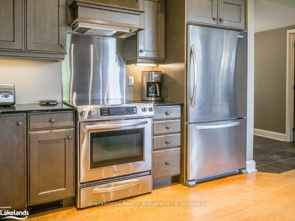 #sand4w1 - 3876 Muskoka Rd Hwy 118 Property Photo 11