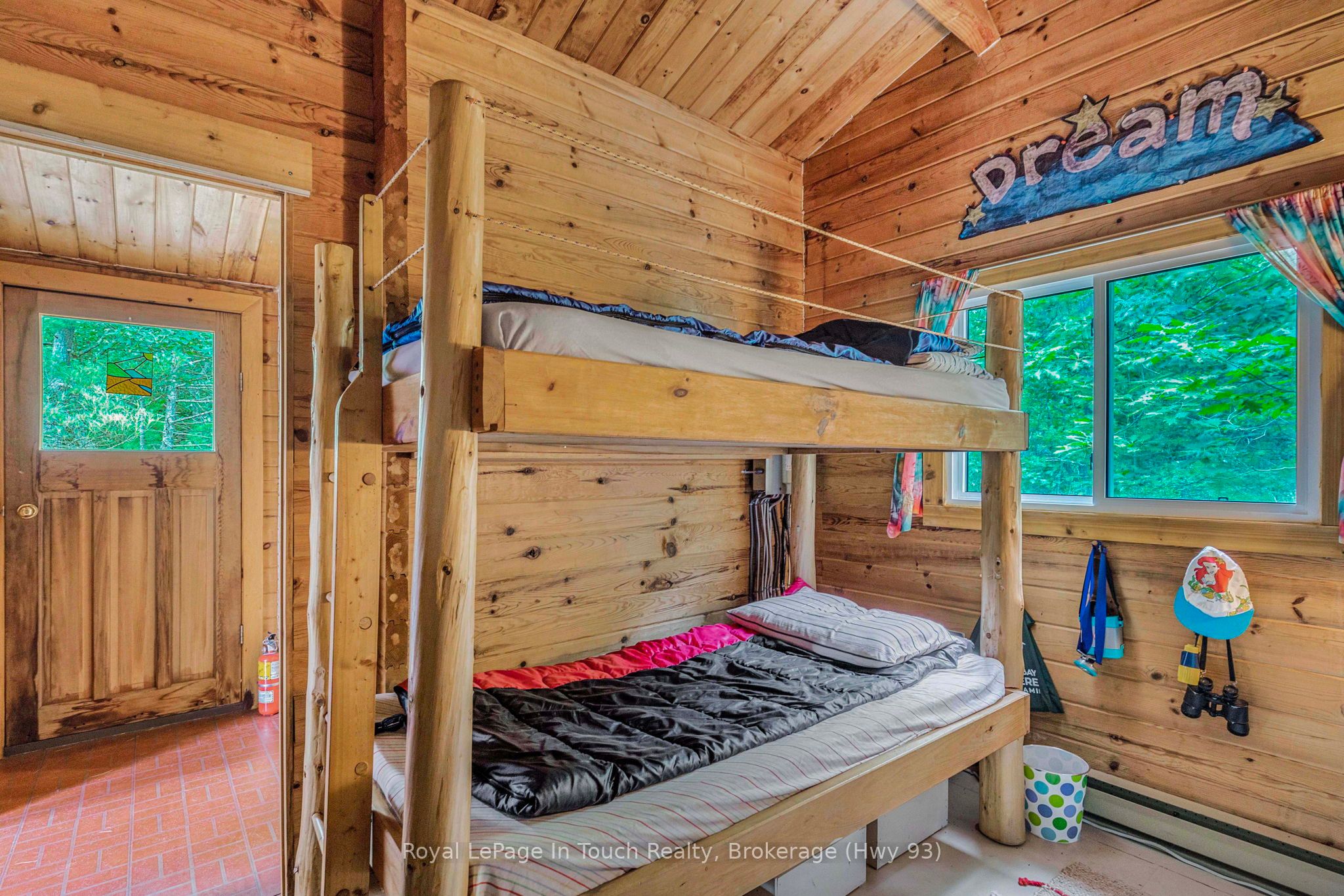 B207-10 Wahsoune Island Property Photo 9