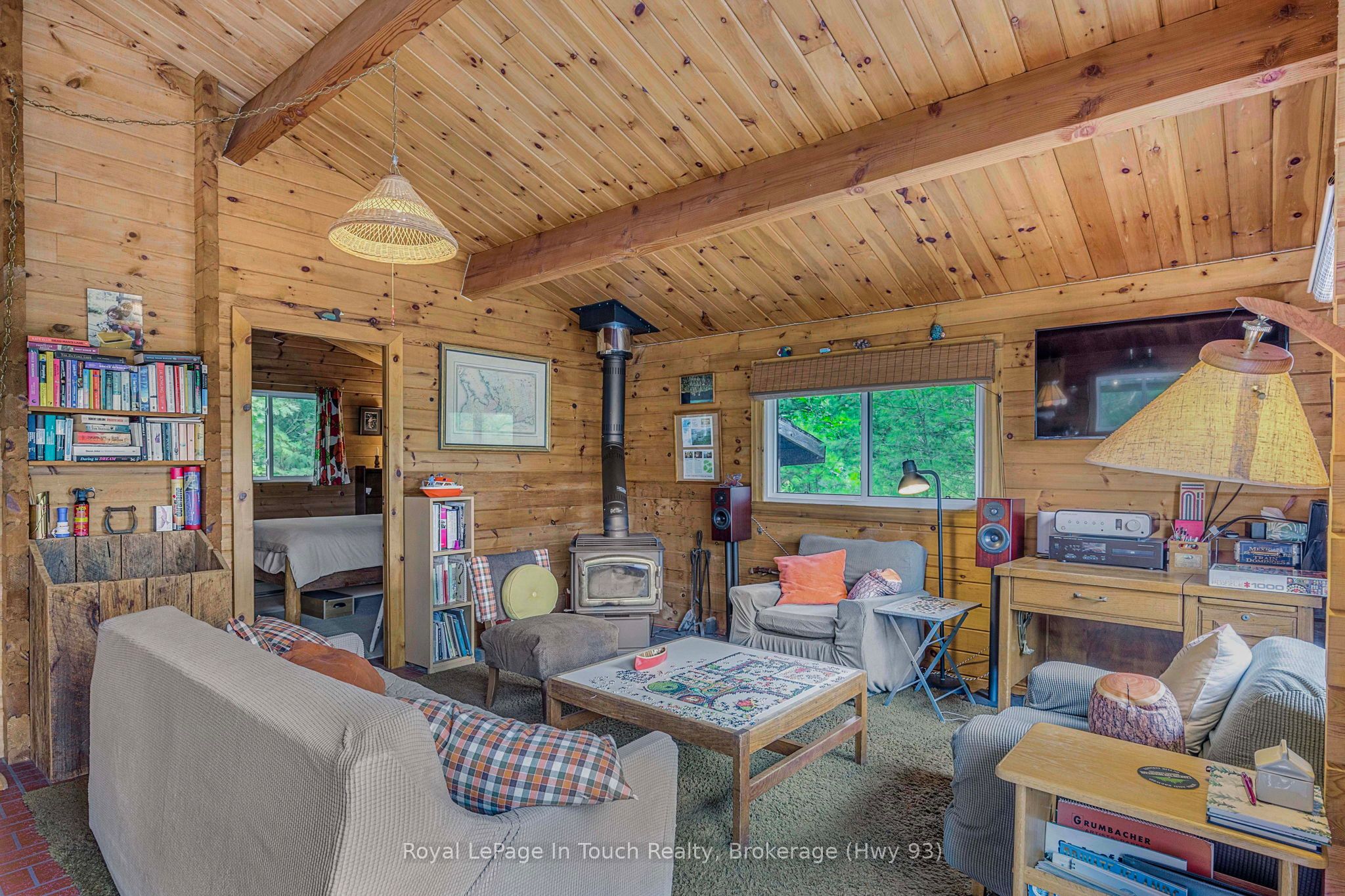 B207-10 Wahsoune Island Property Photo 12