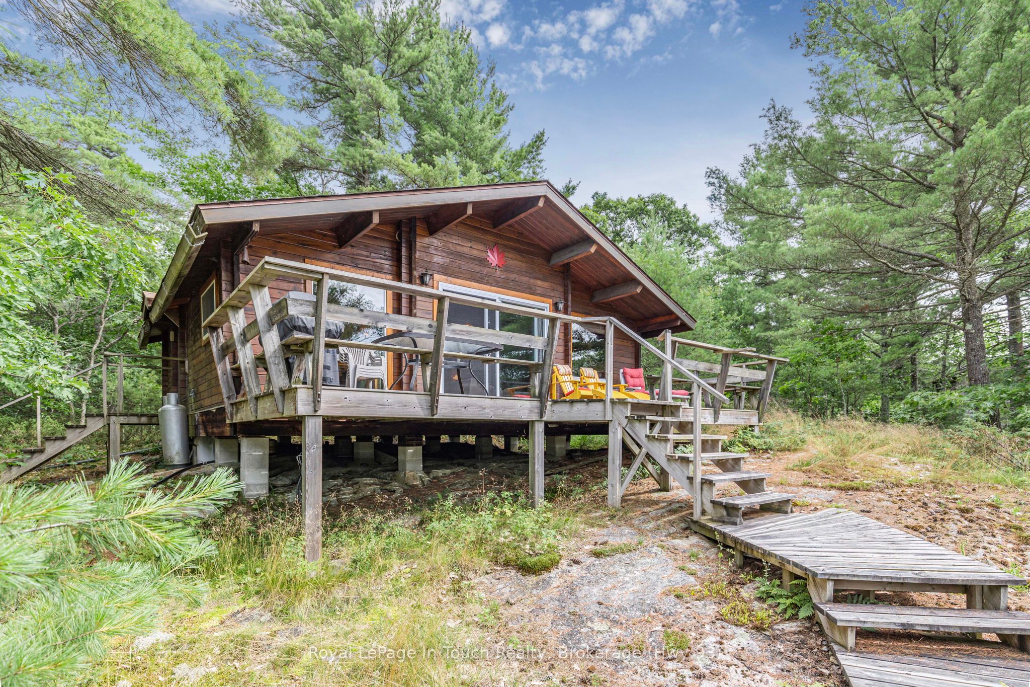 B207-10 Wahsoune Island Property Photo 18