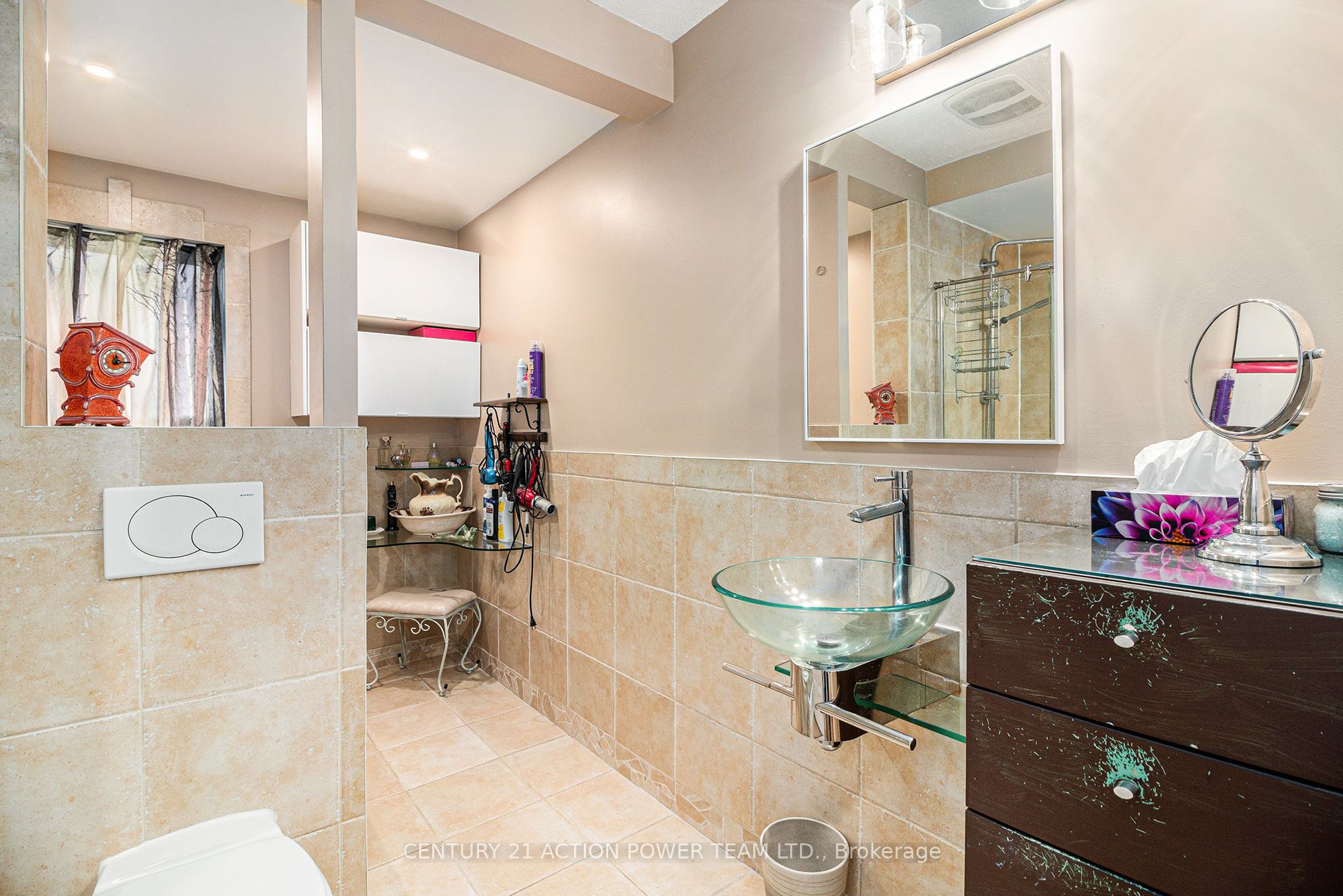 2437 Pilon Road Property Photo 19