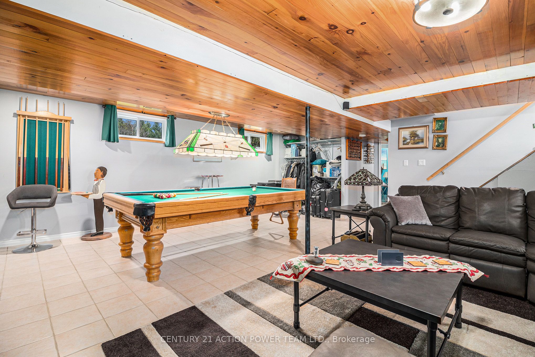 2437 Pilon Road Property Photo 26