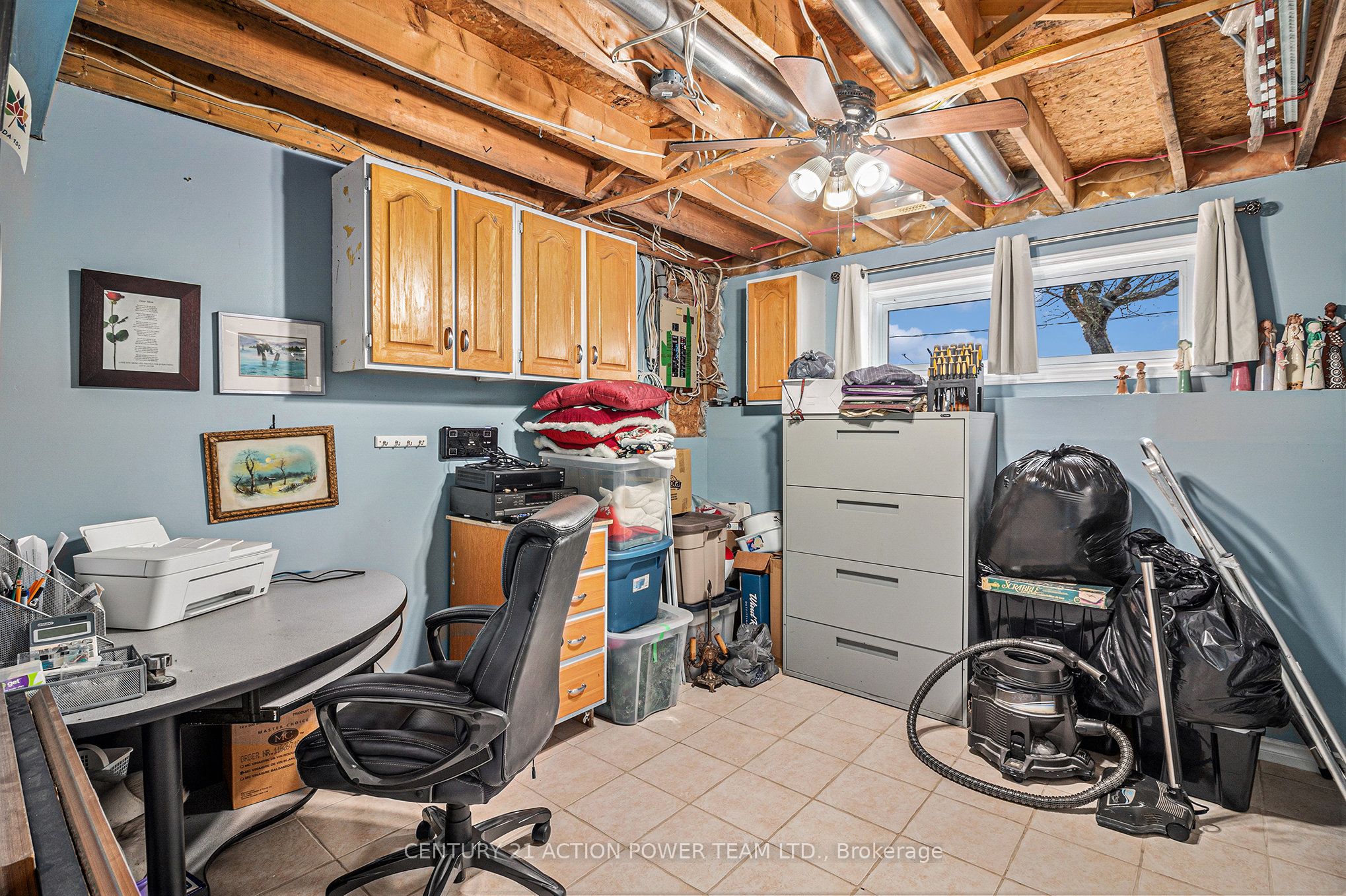 2437 Pilon Road Property Photo 29