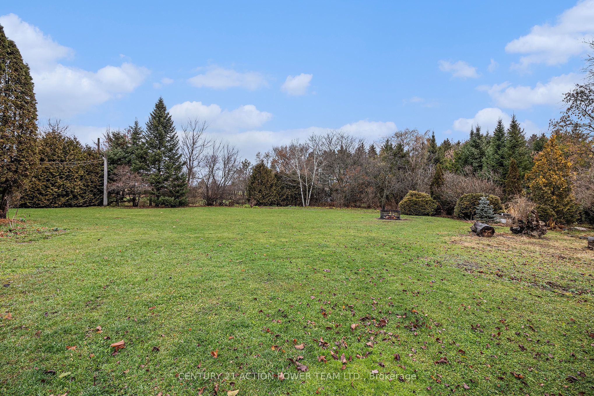2437 Pilon Road Property Photo 30