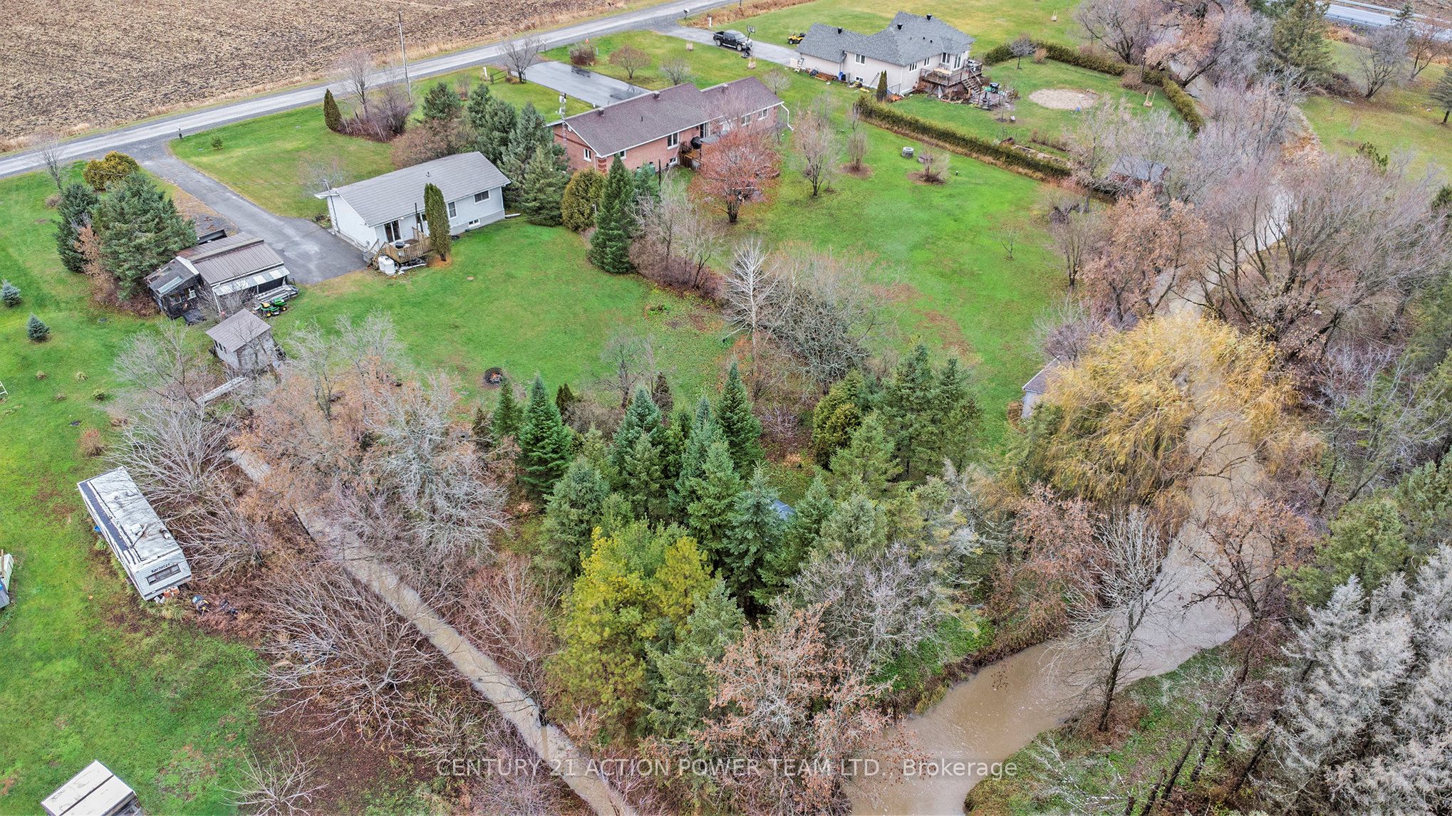 2437 Pilon Road Property Photo 34