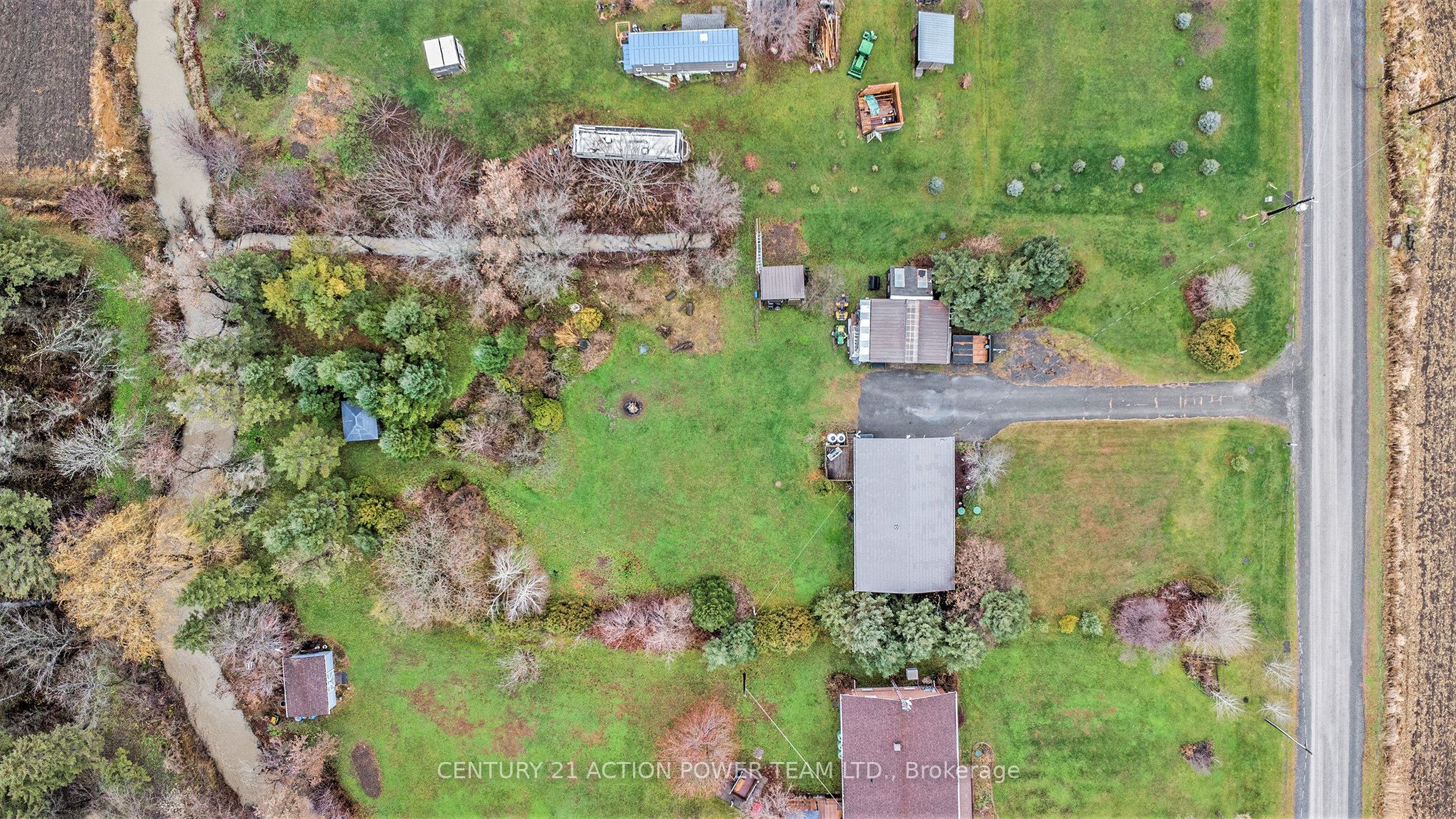 2437 Pilon Road Property Photo 36