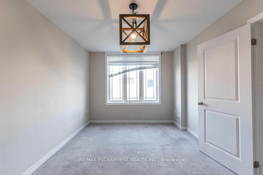 63 Crossings Way Property Photo 3