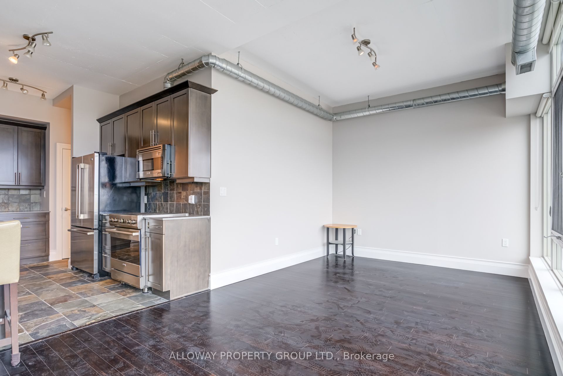 #507 - 42 Bridgeport Road Property Photo 11