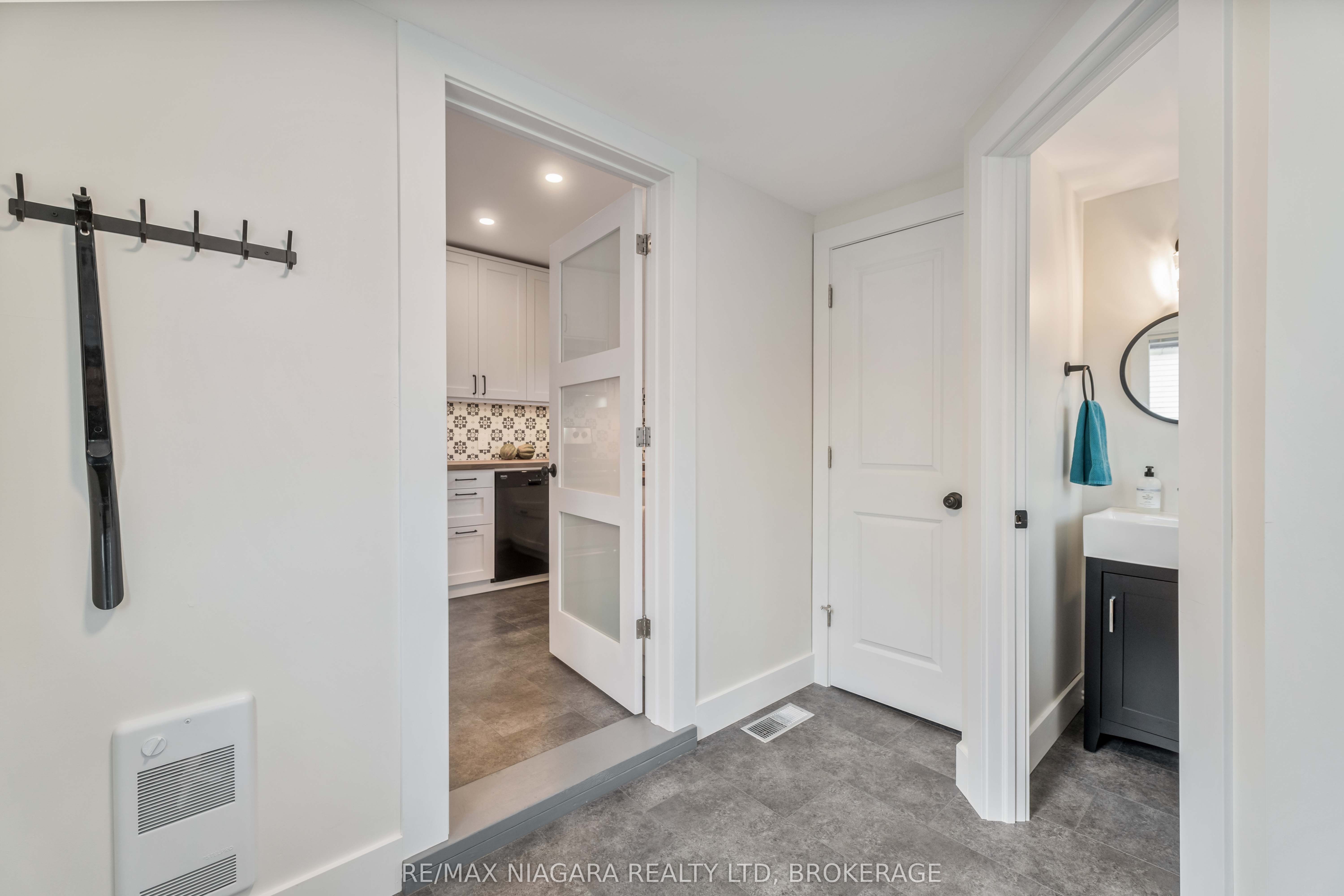 433 Davis Street Property Photo 22