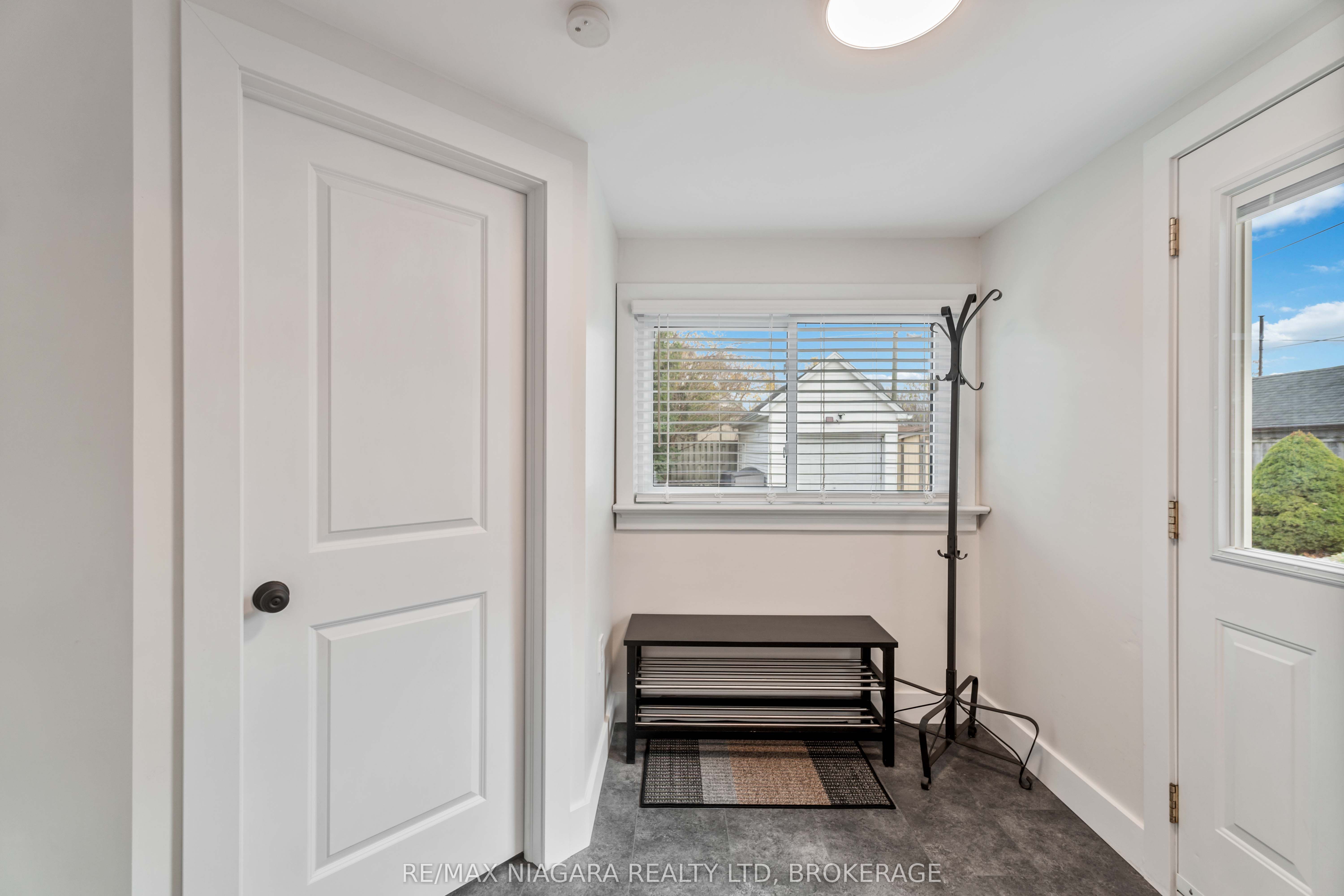 433 Davis Street Property Photo 23
