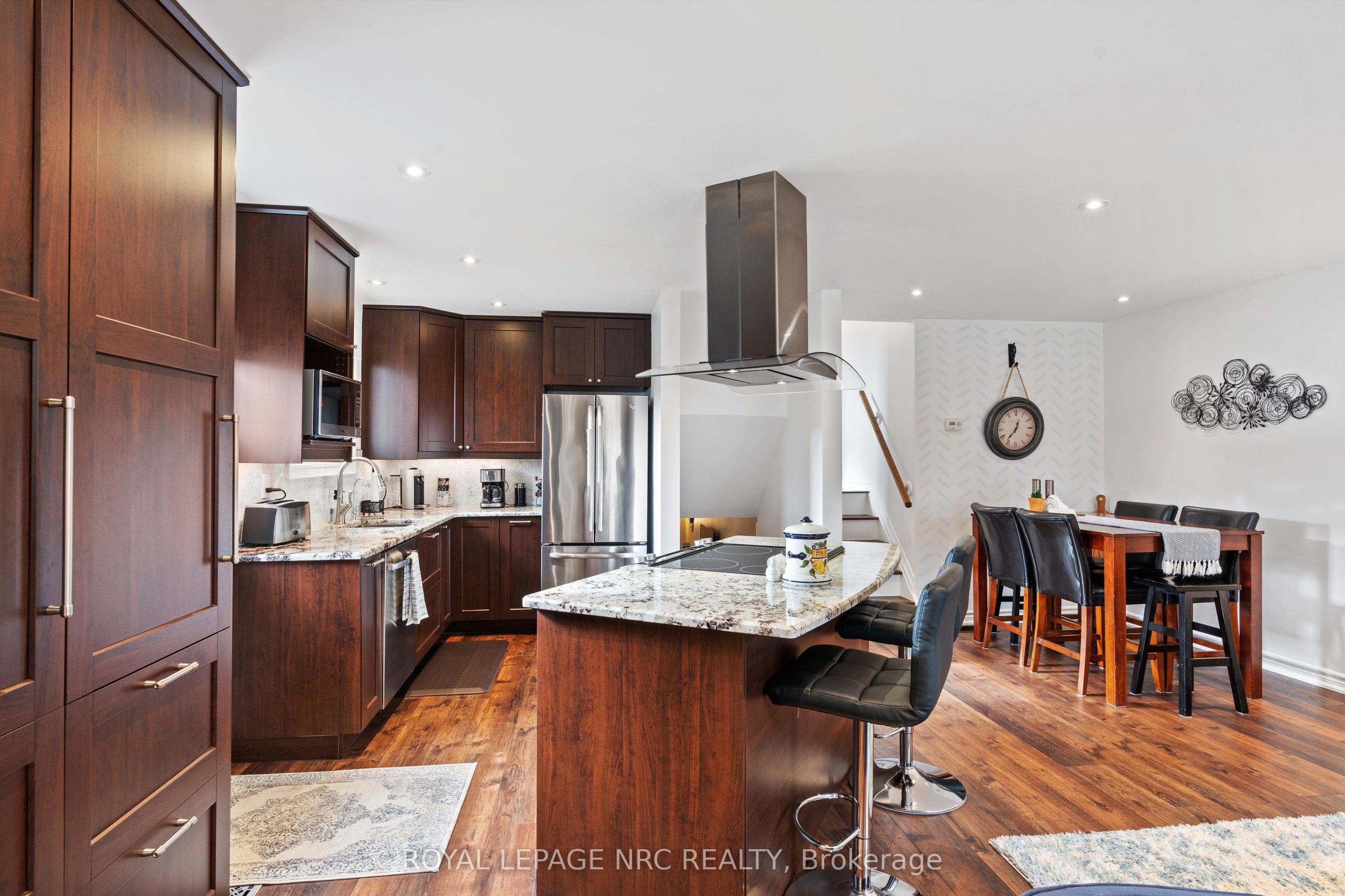 6921 Waters Avenue Property Photo 12