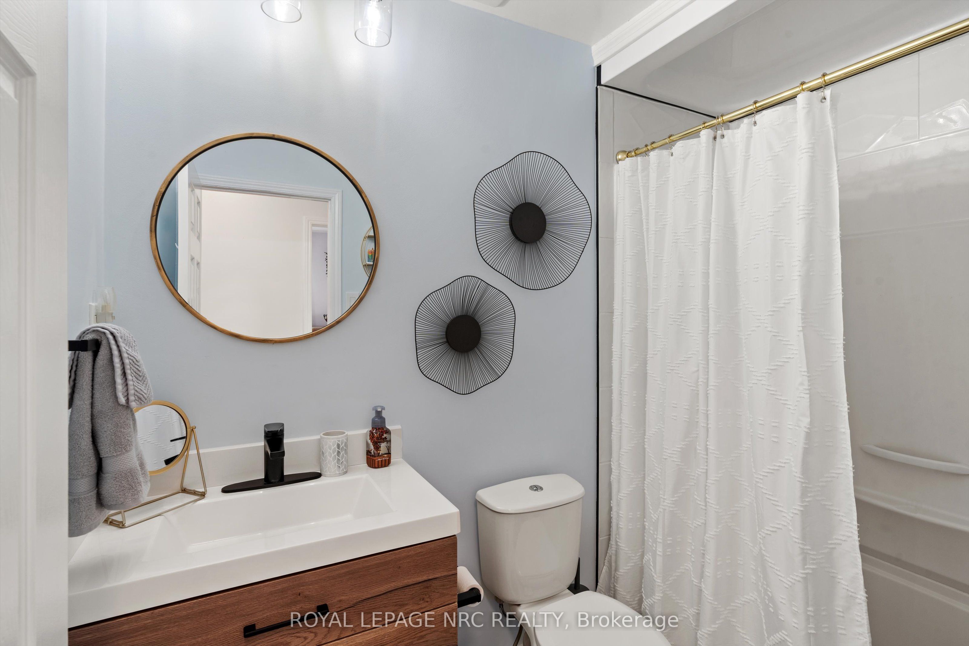 6921 Waters Avenue Property Photo 21