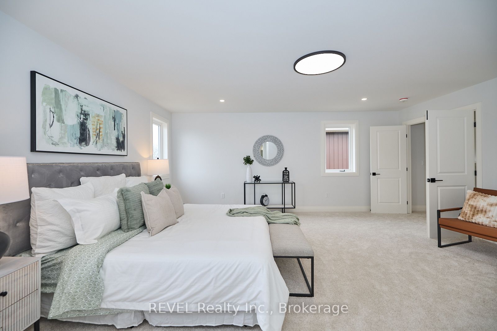 7363 Sherrilee Crescent Property Photo 19