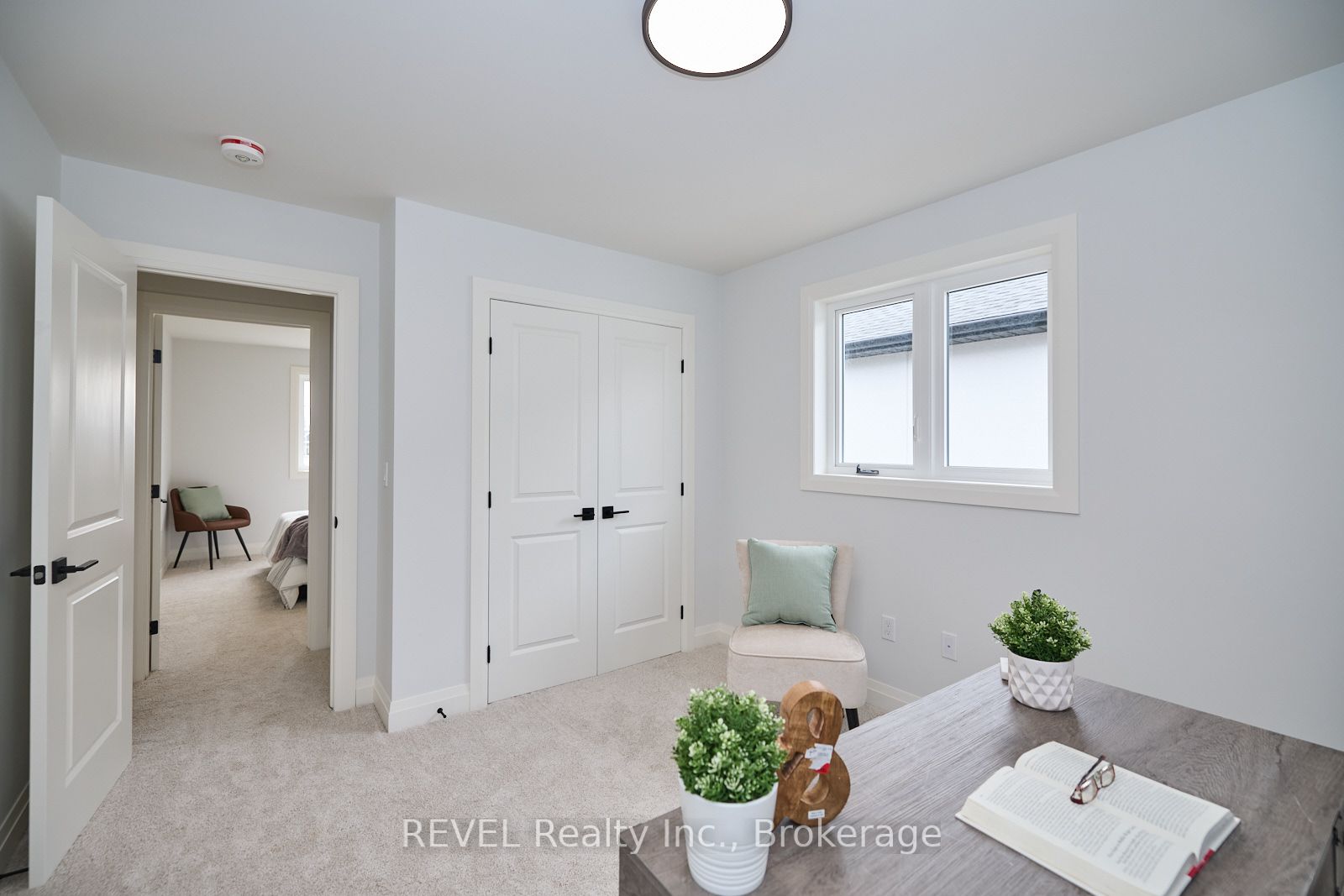 7363 Sherrilee Crescent Property Photo 31