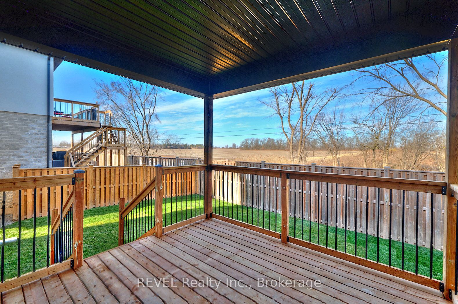 7363 Sherrilee Crescent Property Photo 34