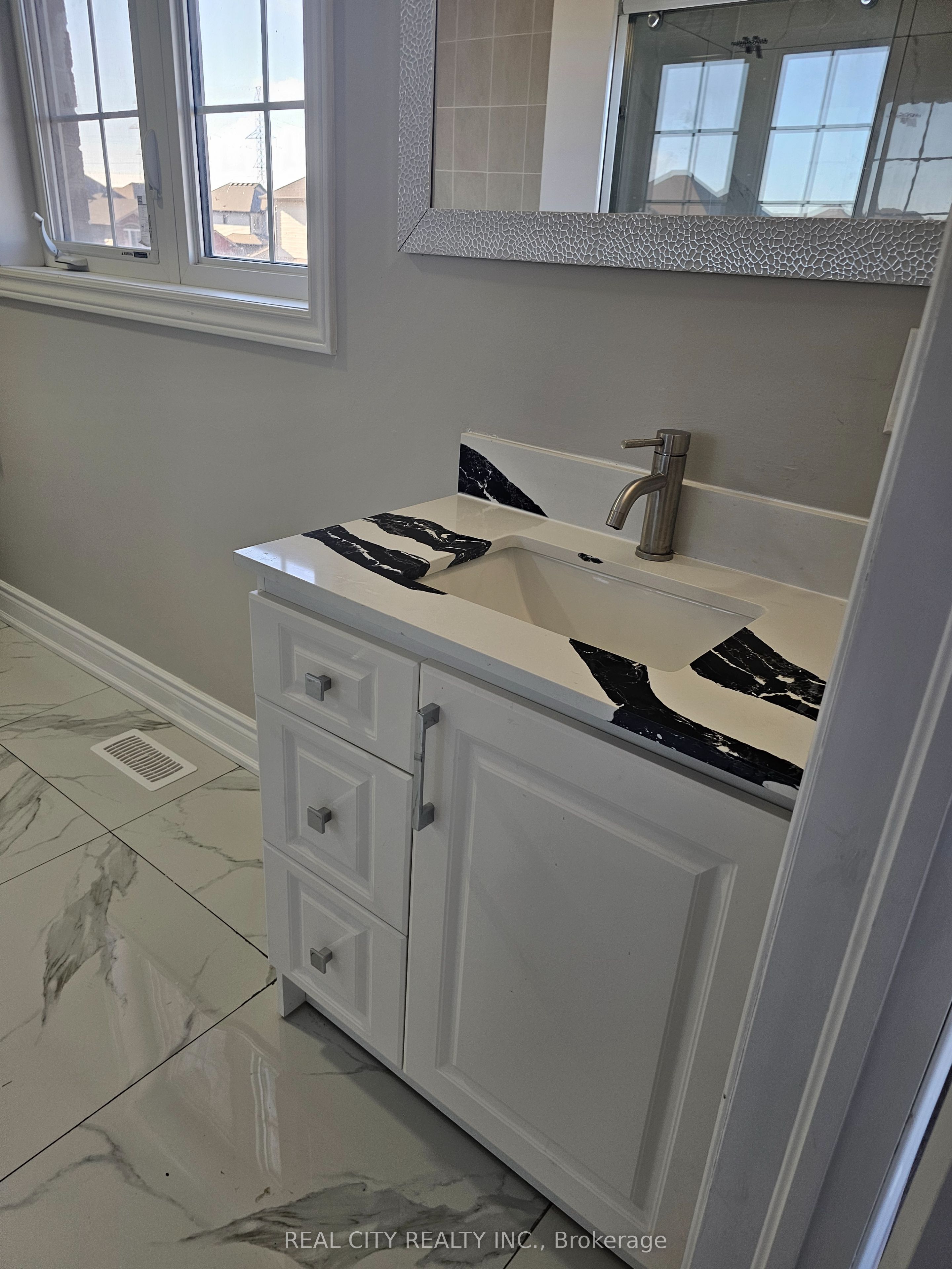 132 Sunset Way Property Photo 14