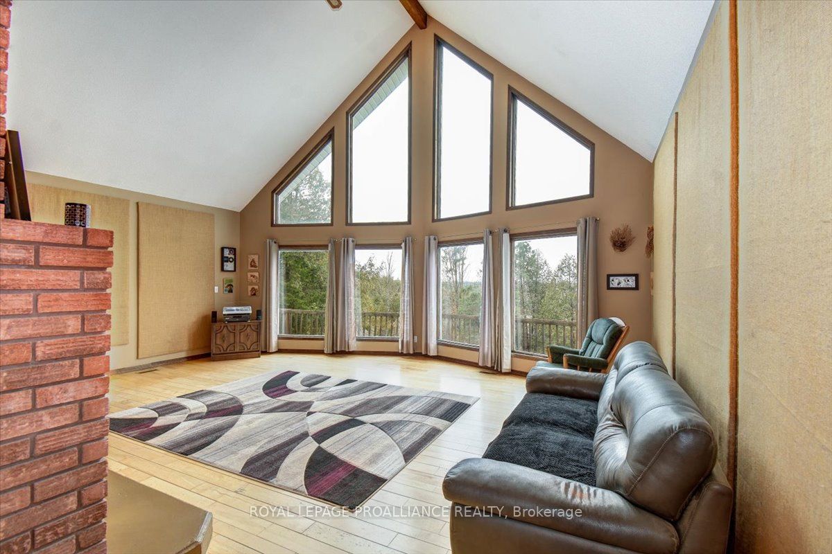 884 Centre Line Road Property Photo 13