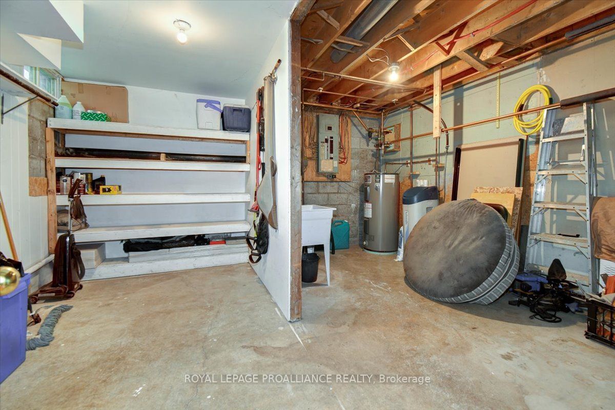 884 Centre Line Road Property Photo 21