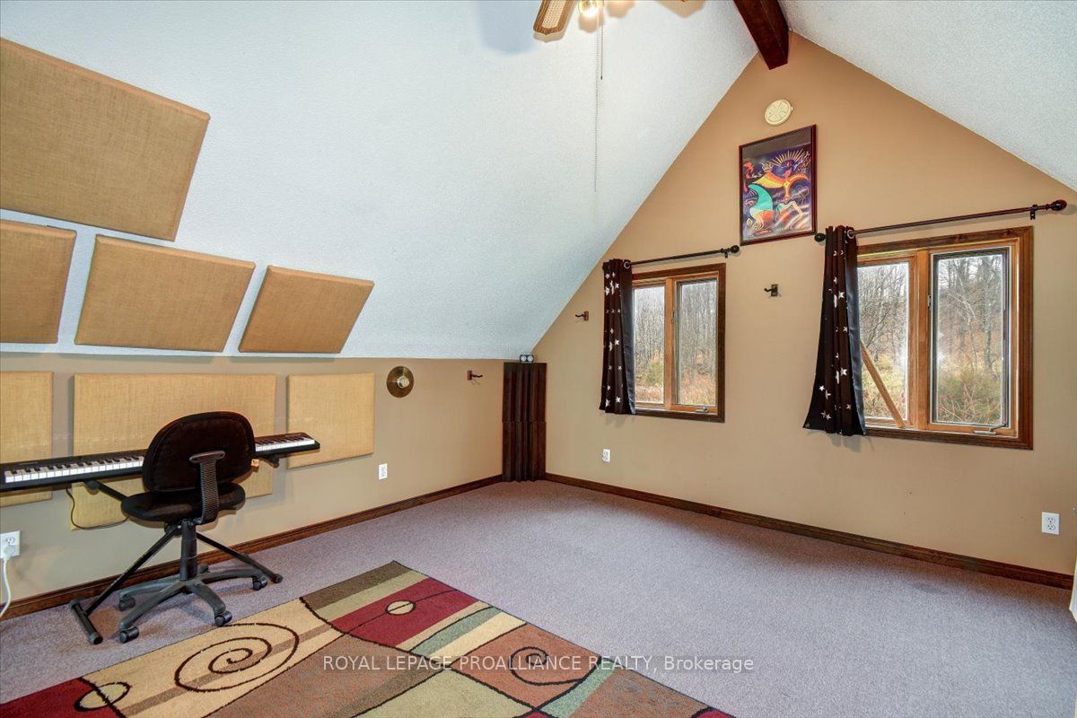 884 Centre Line Road Property Photo 37