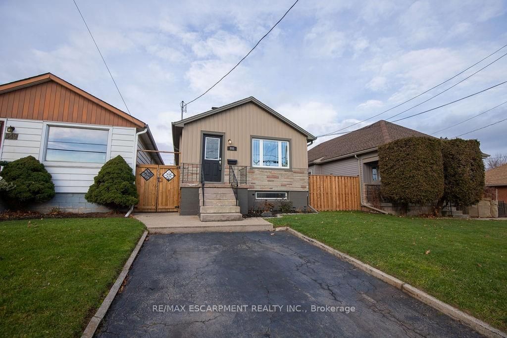 #lower - 551 Barnaby Street Property Photo 10