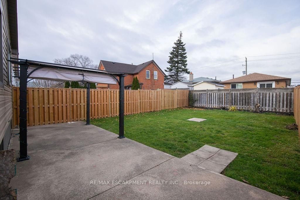 #lower - 551 Barnaby Street Property Photo 39
