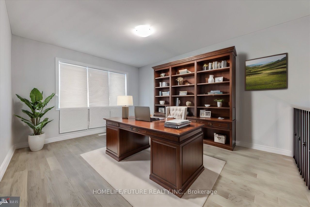 308 Mullighan Gardens Property Photo 17