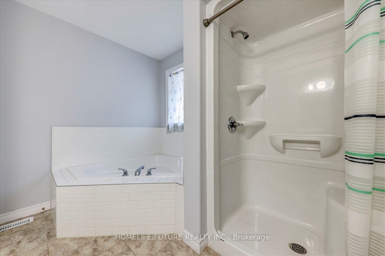 308 Mullighan Gardens Property Photo 20