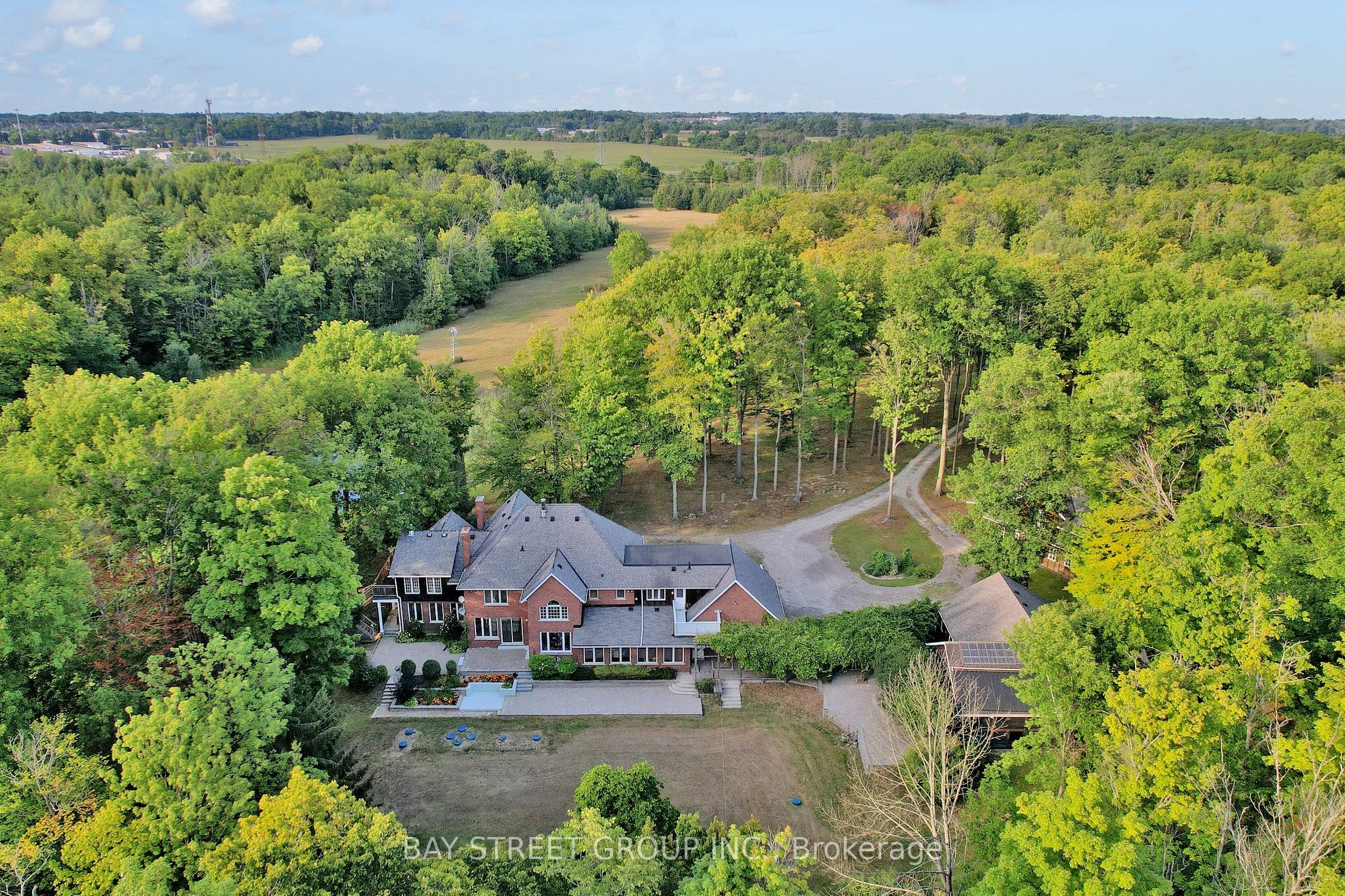 902 Shaver Road Property Photo 1