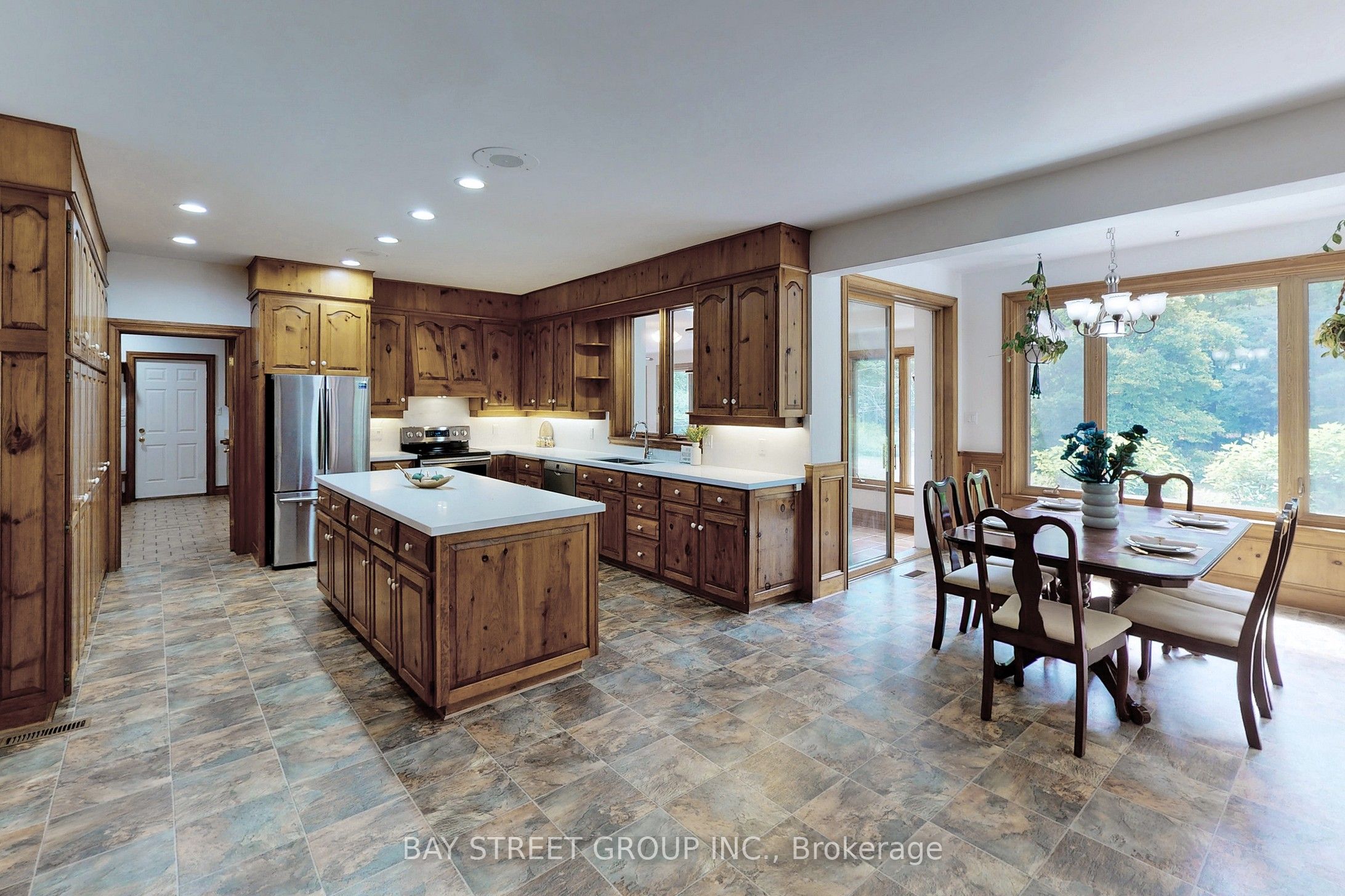 902 Shaver Road Property Photo 21