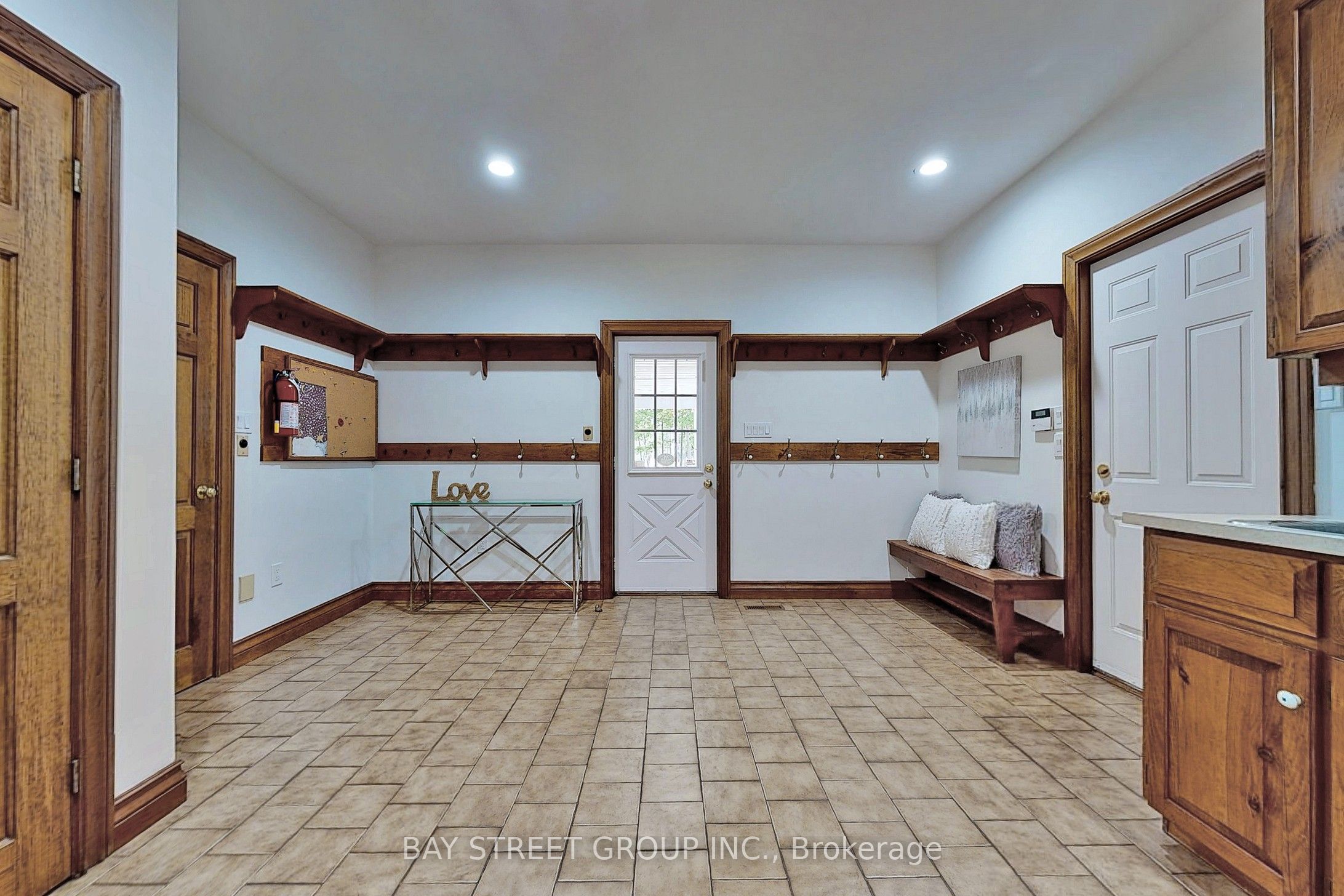 902 Shaver Road Property Photo 27