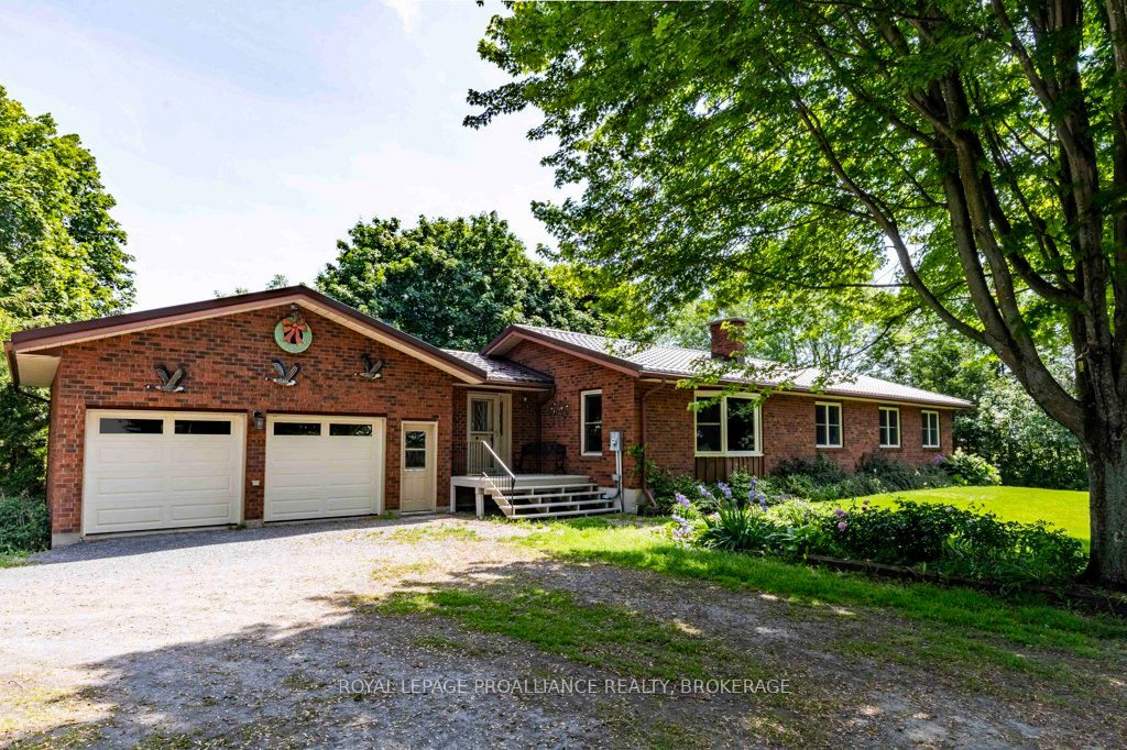 1288 5th Line Property Photo