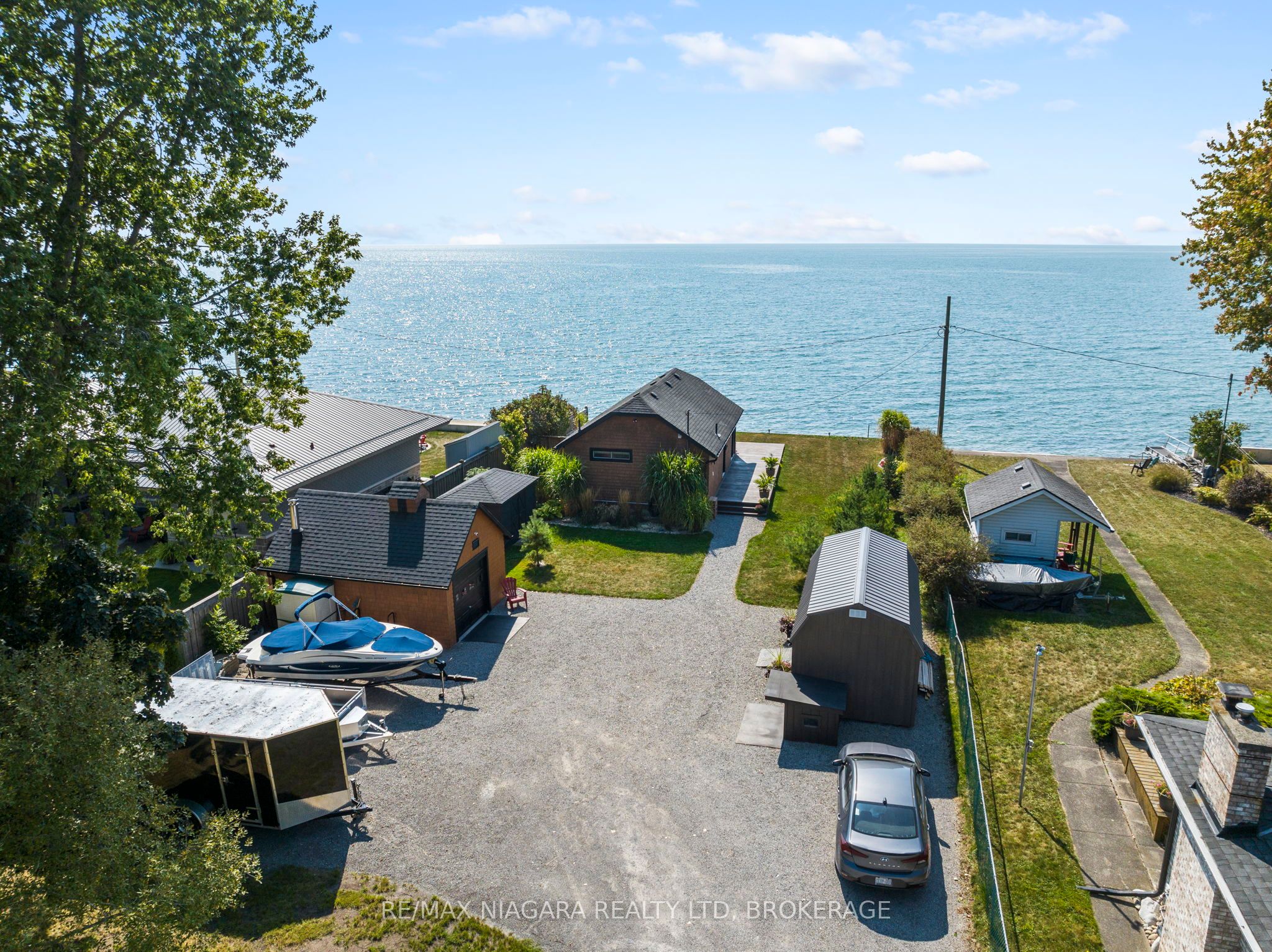 10959 Lakeshore Road Property Photo 3
