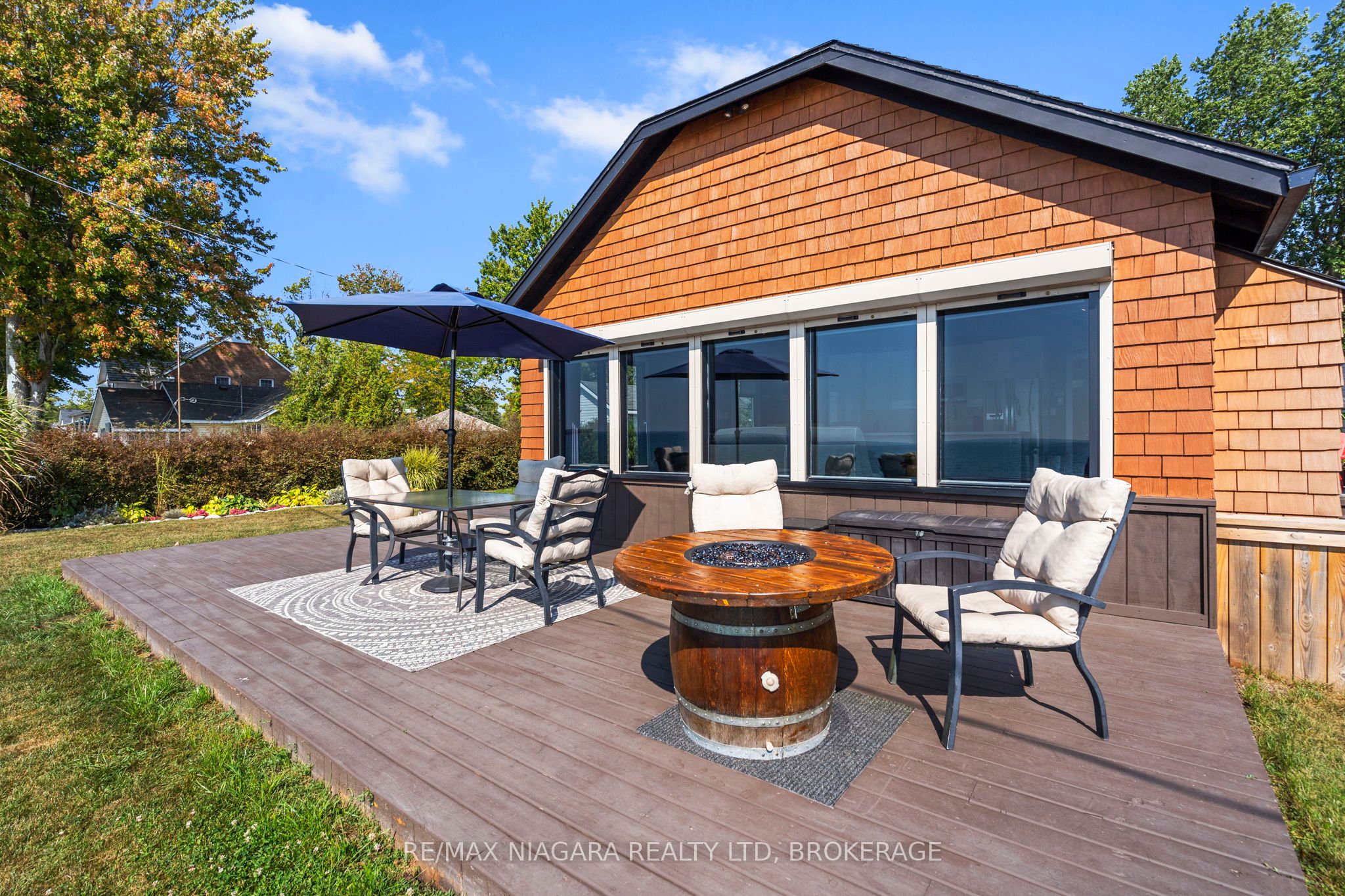 10959 Lakeshore Road Property Photo 6