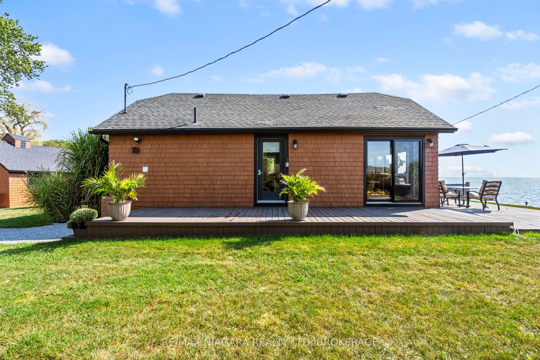 10959 Lakeshore Road Property Photo 10