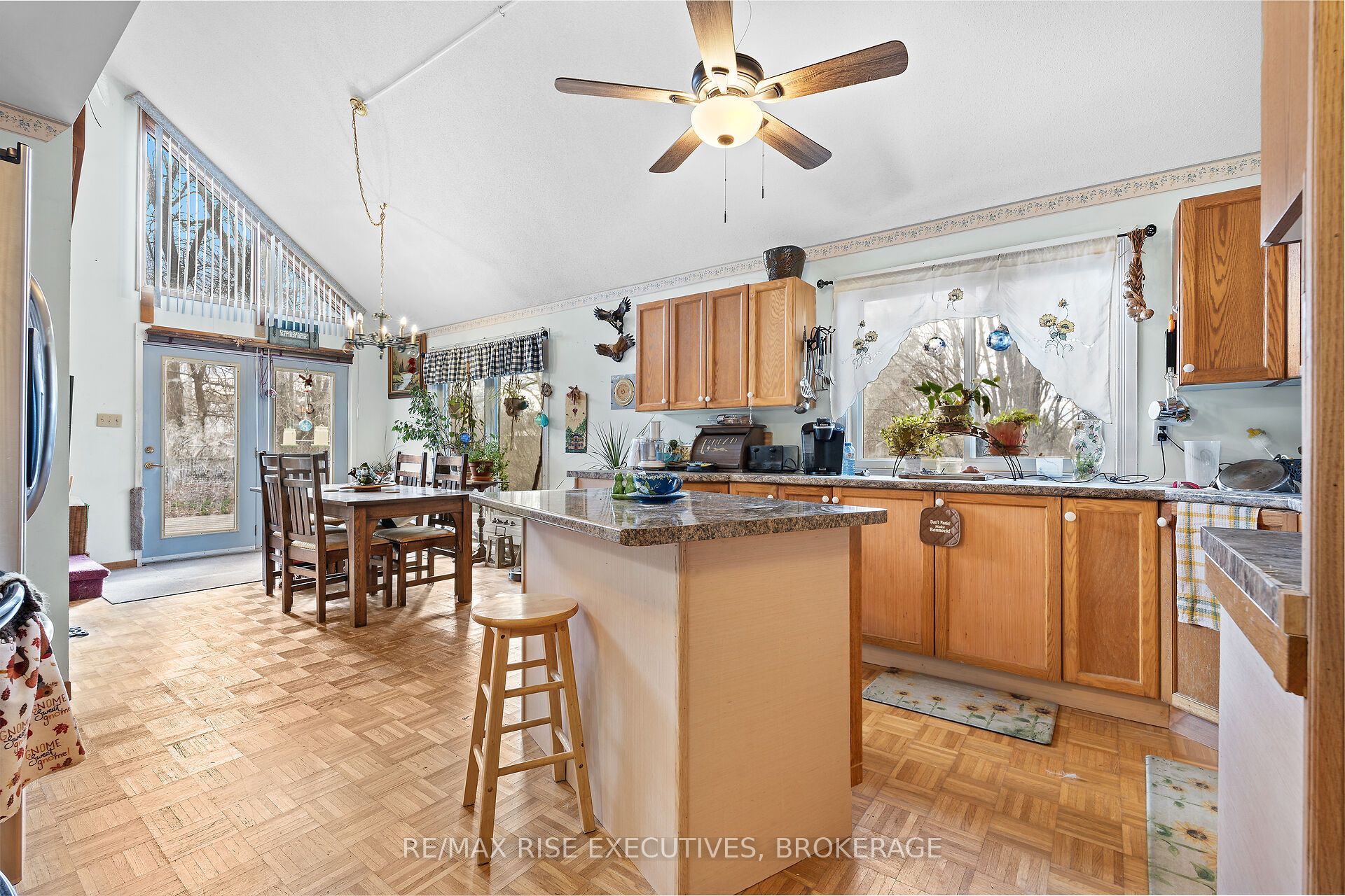 2800 Highway 15 Property Photo 9