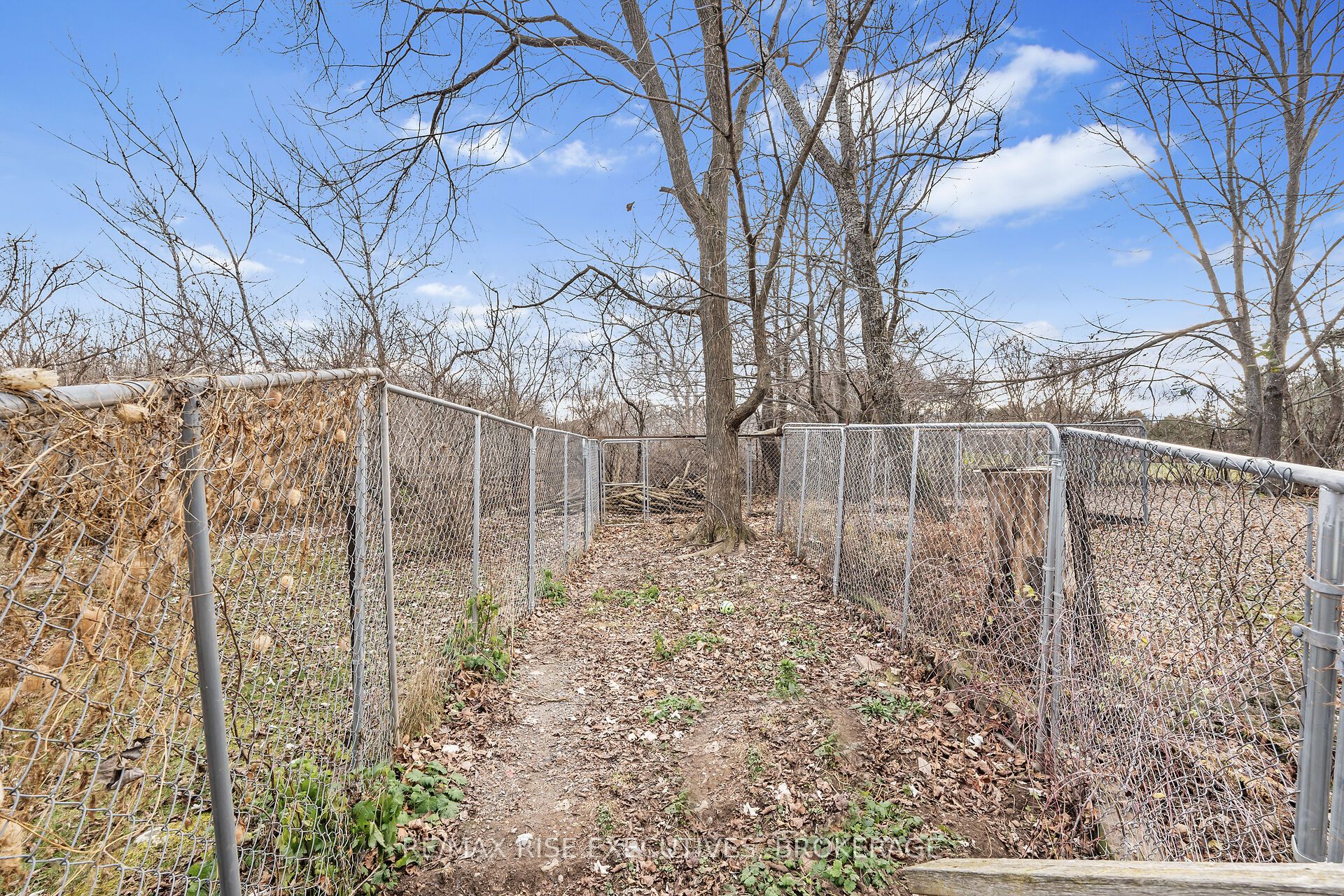 2800 Highway 15 Property Photo 28