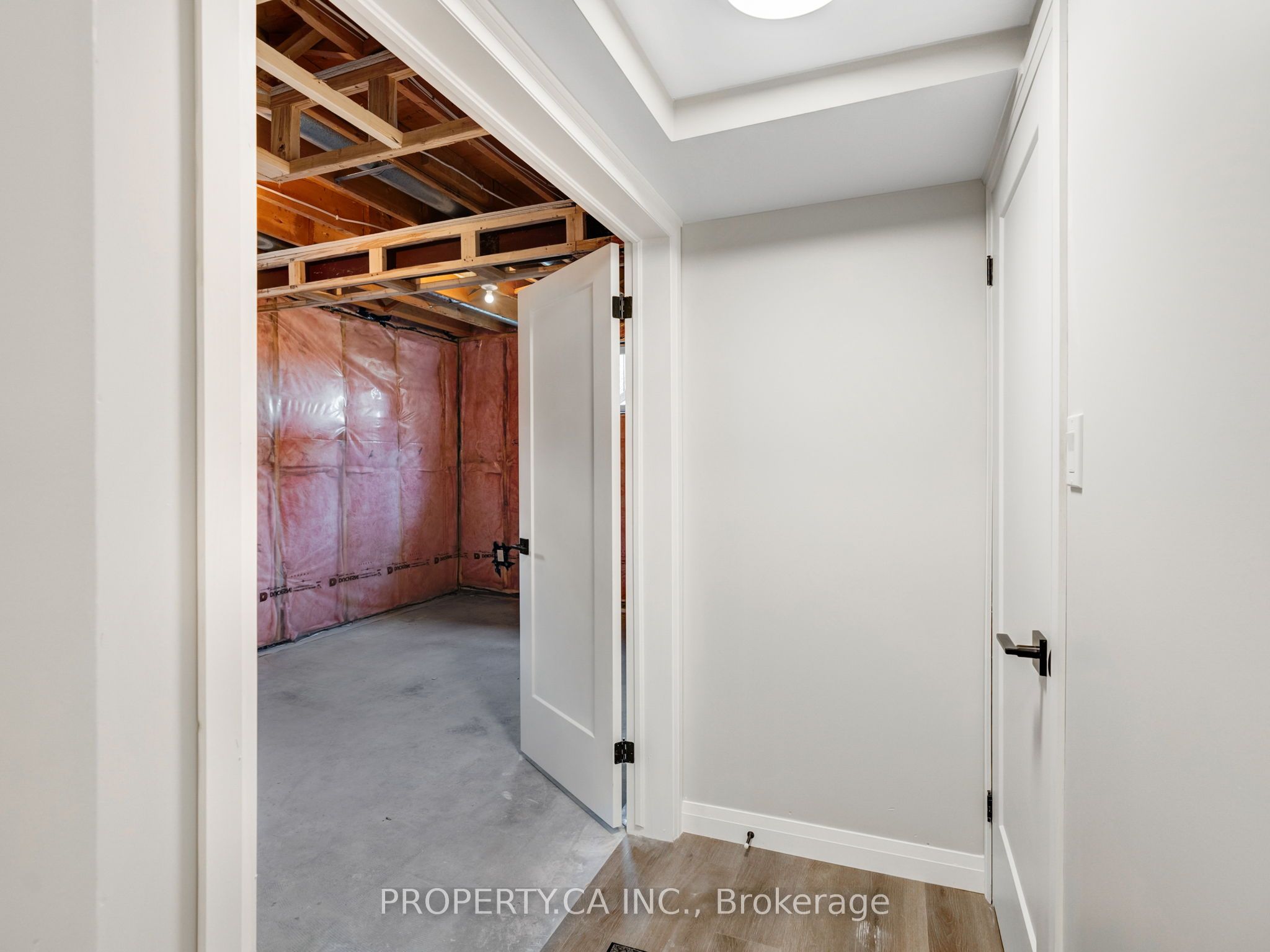 52 Fieldgate Dr Property Photo 21