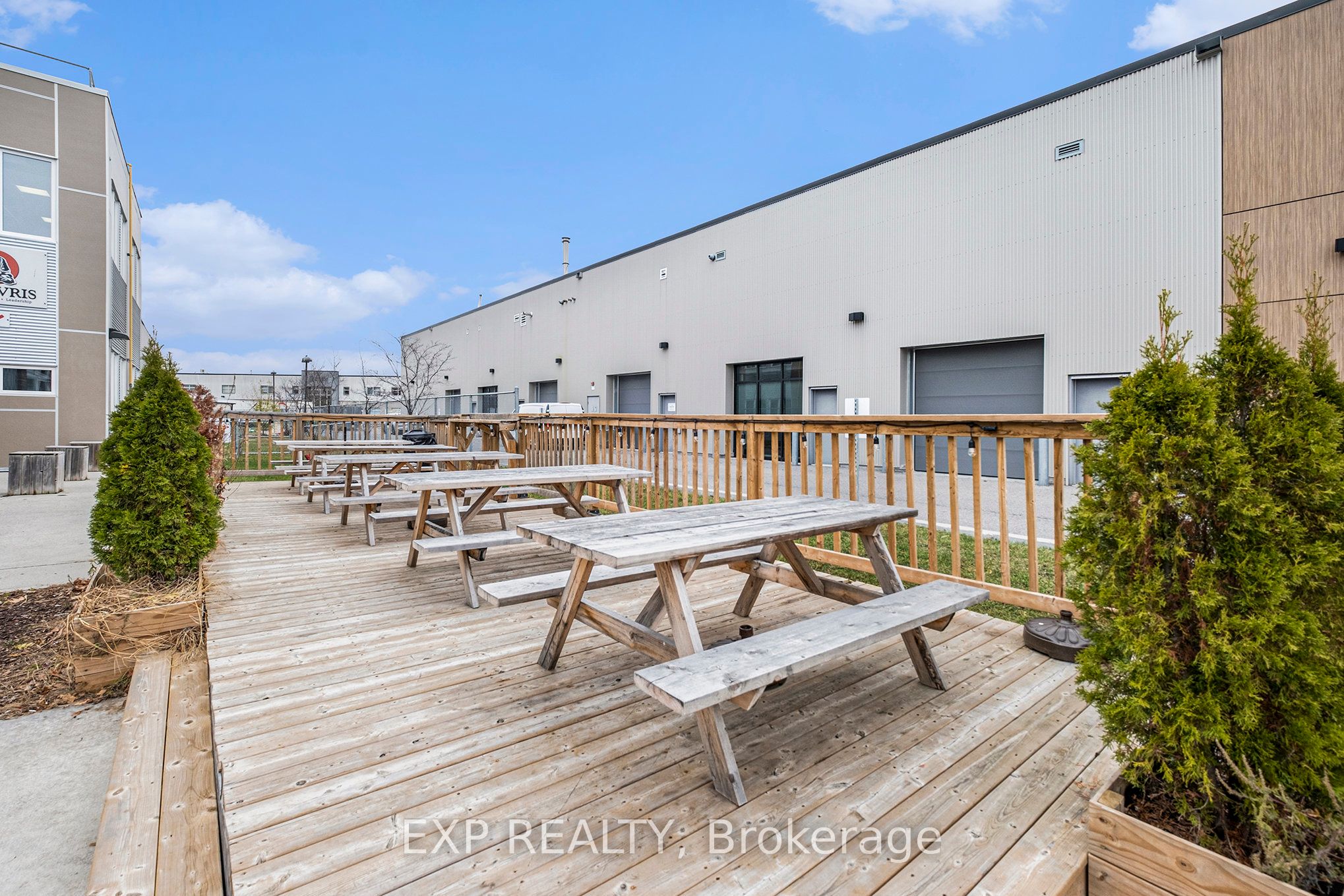 511 Lacolle Way Property Photo 8