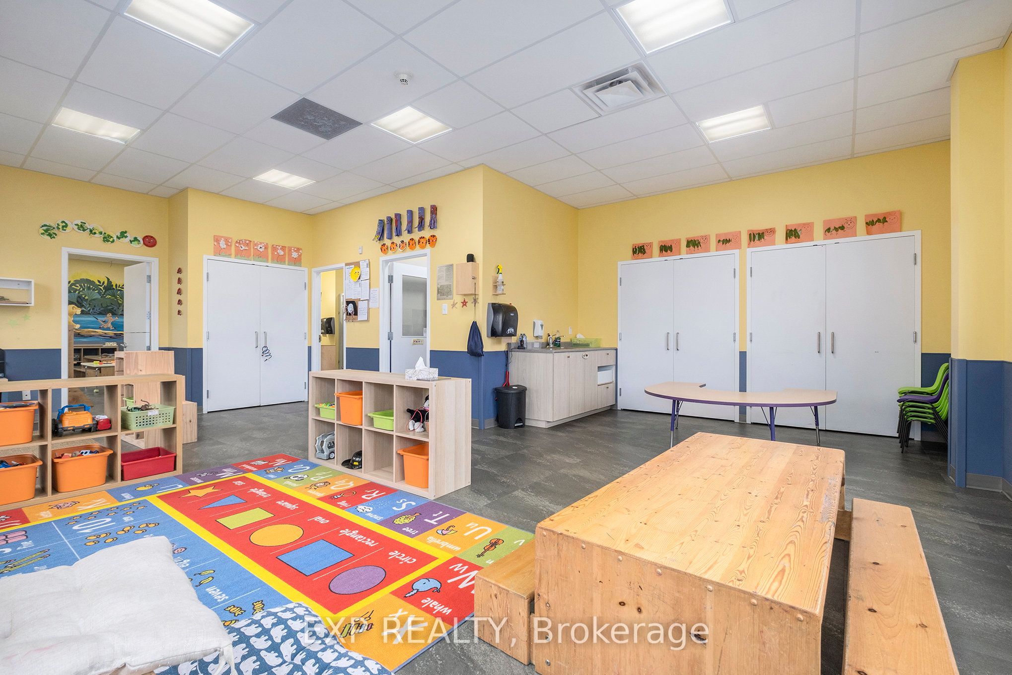 511 Lacolle Way Property Photo 12