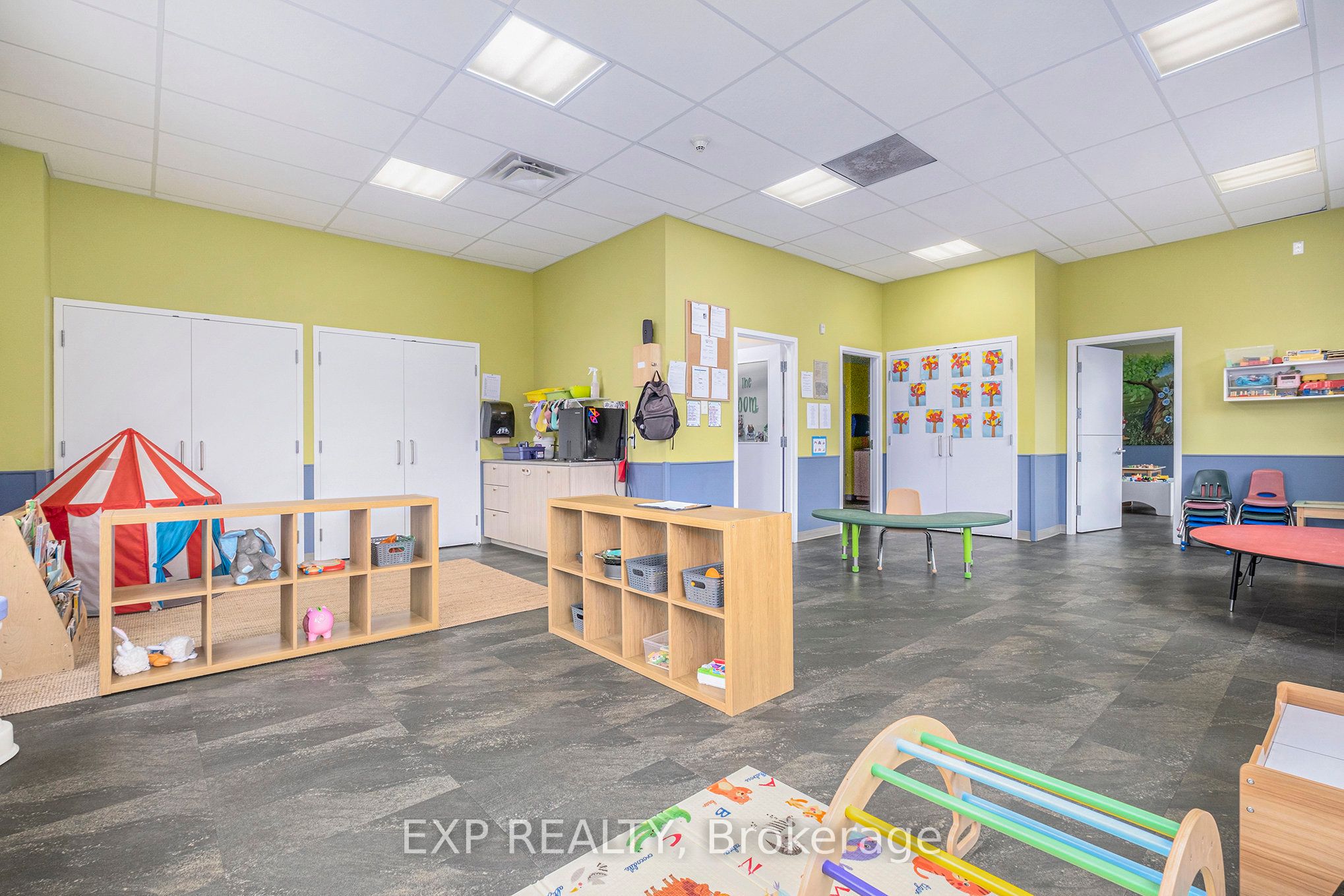 511 Lacolle Way Property Photo 13