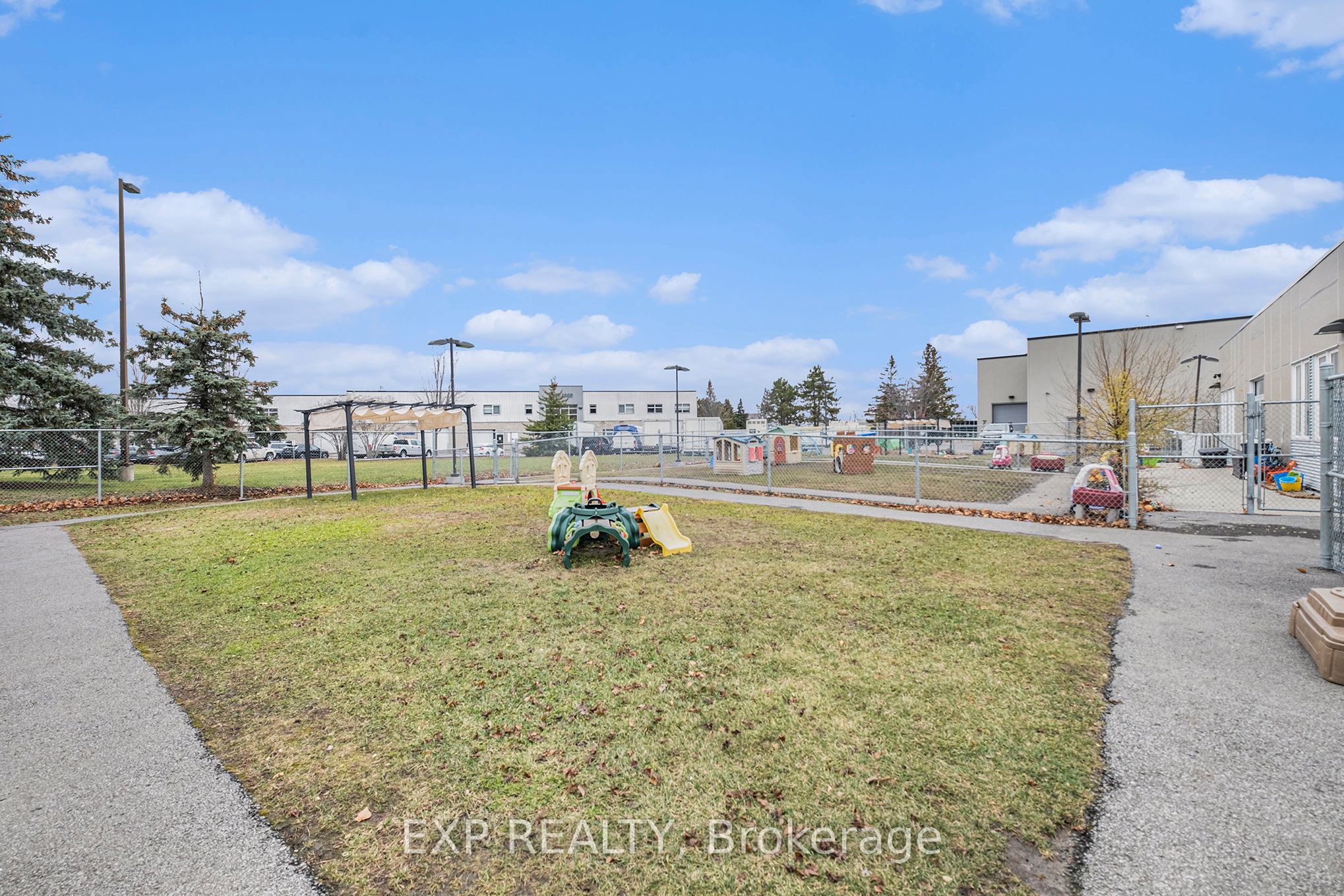 511 Lacolle Way Property Photo 19